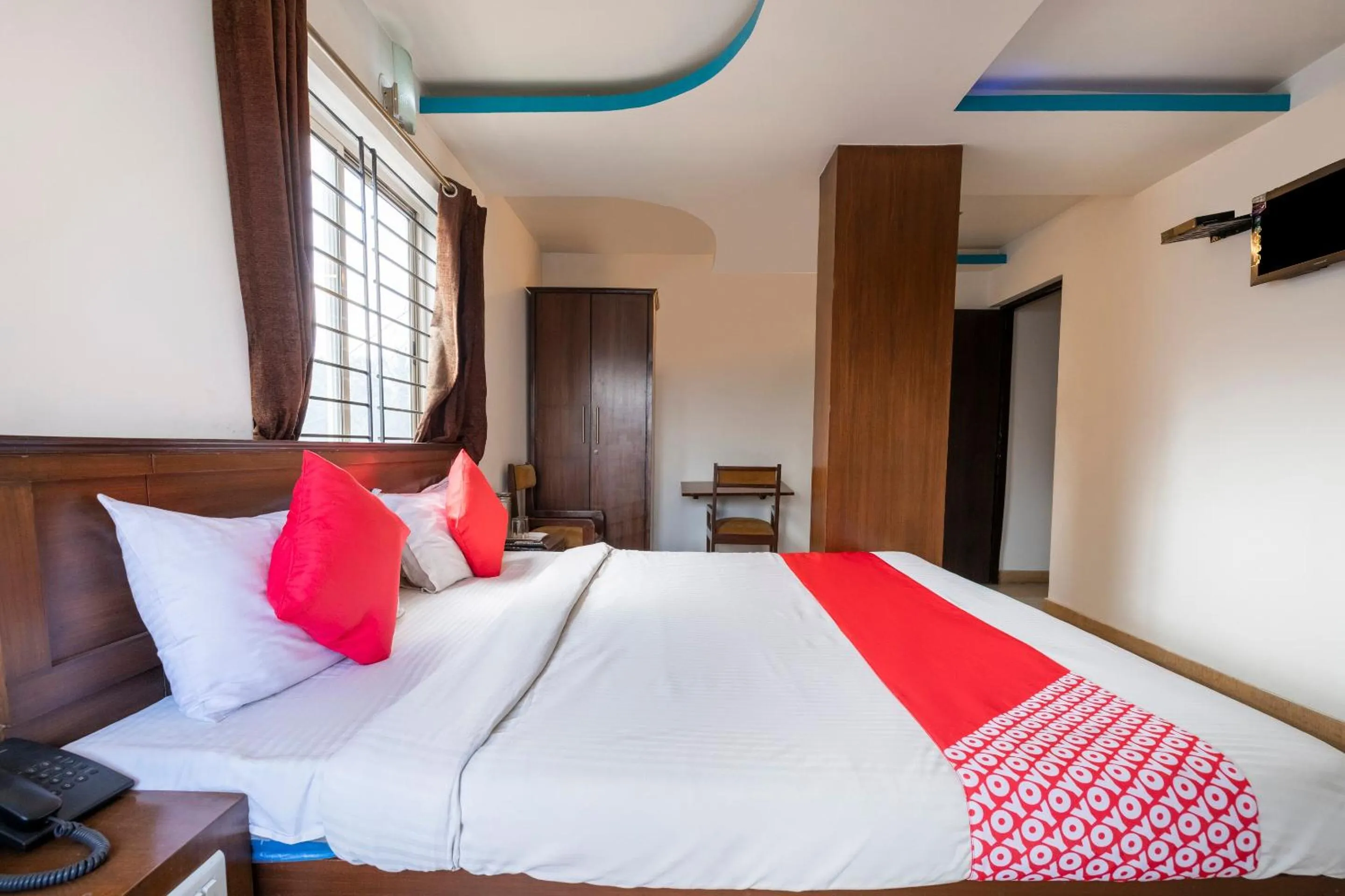 Bedroom, Bed in Hotel O The Red Velvet Opposite Novel Office Marathahalli Bridge