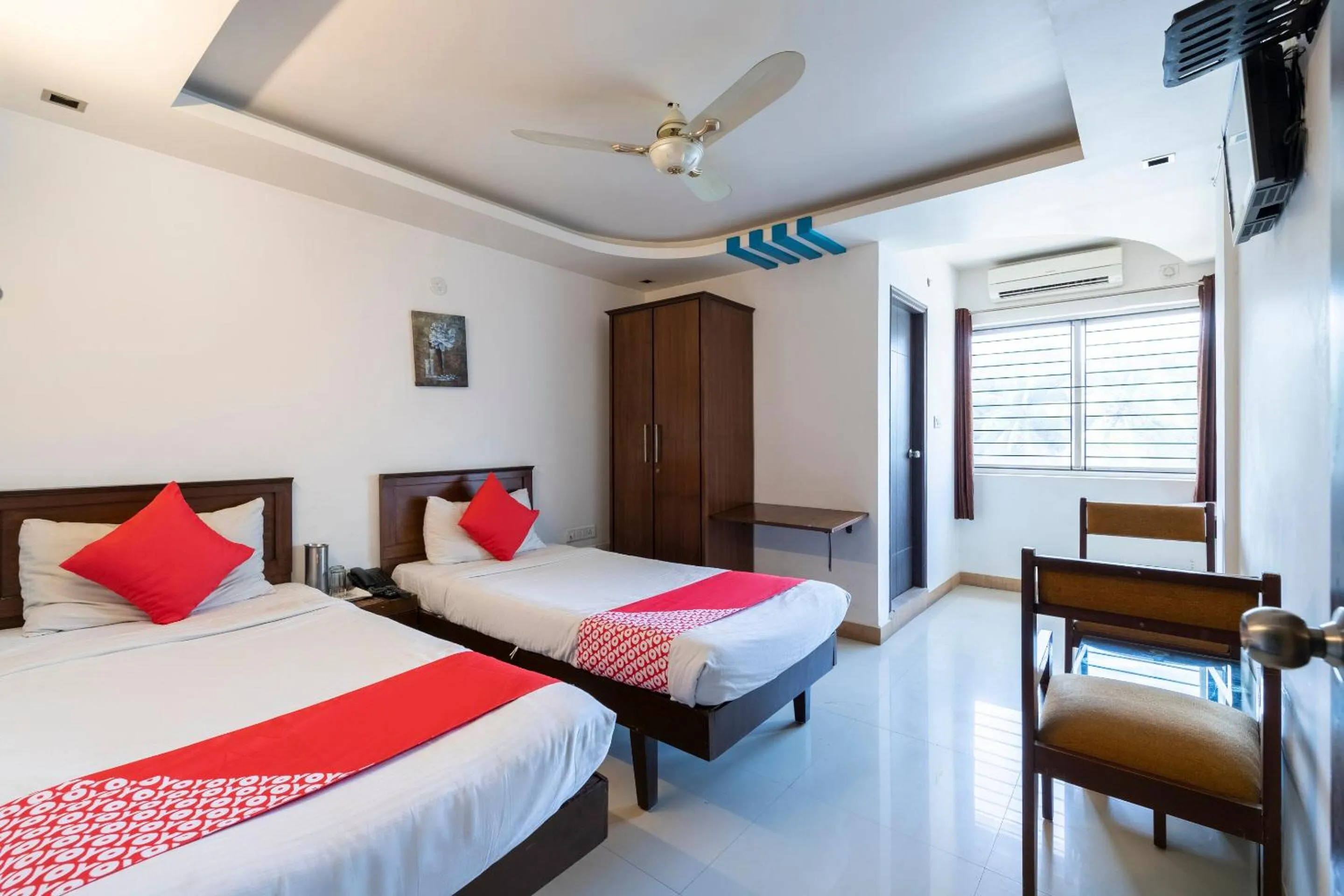 Bedroom, Bed in Hotel O The Red Velvet Opposite Novel Office Marathahalli Bridge