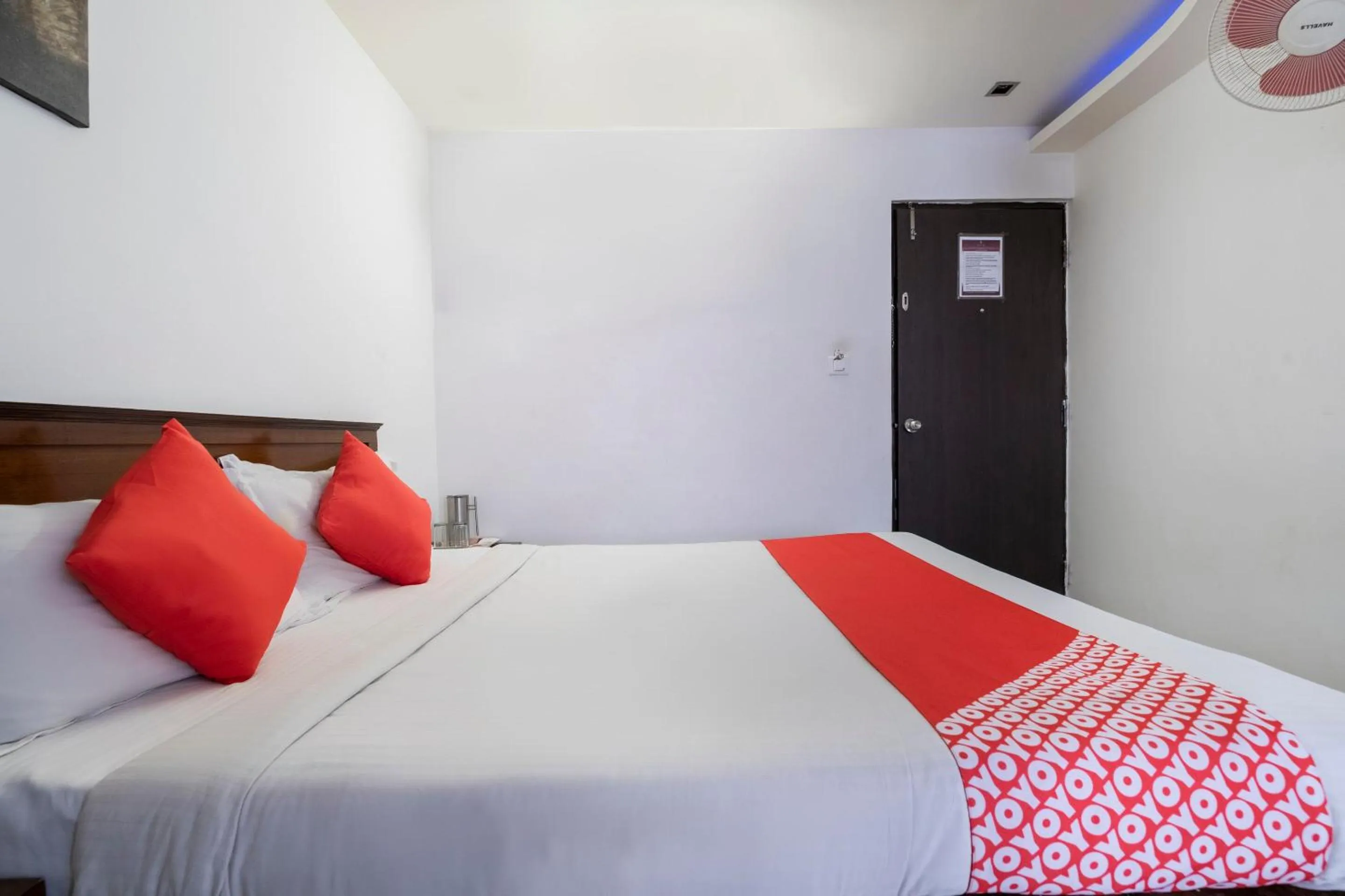 Bedroom, Bed in Hotel O The Red Velvet Opposite Novel Office Marathahalli Bridge