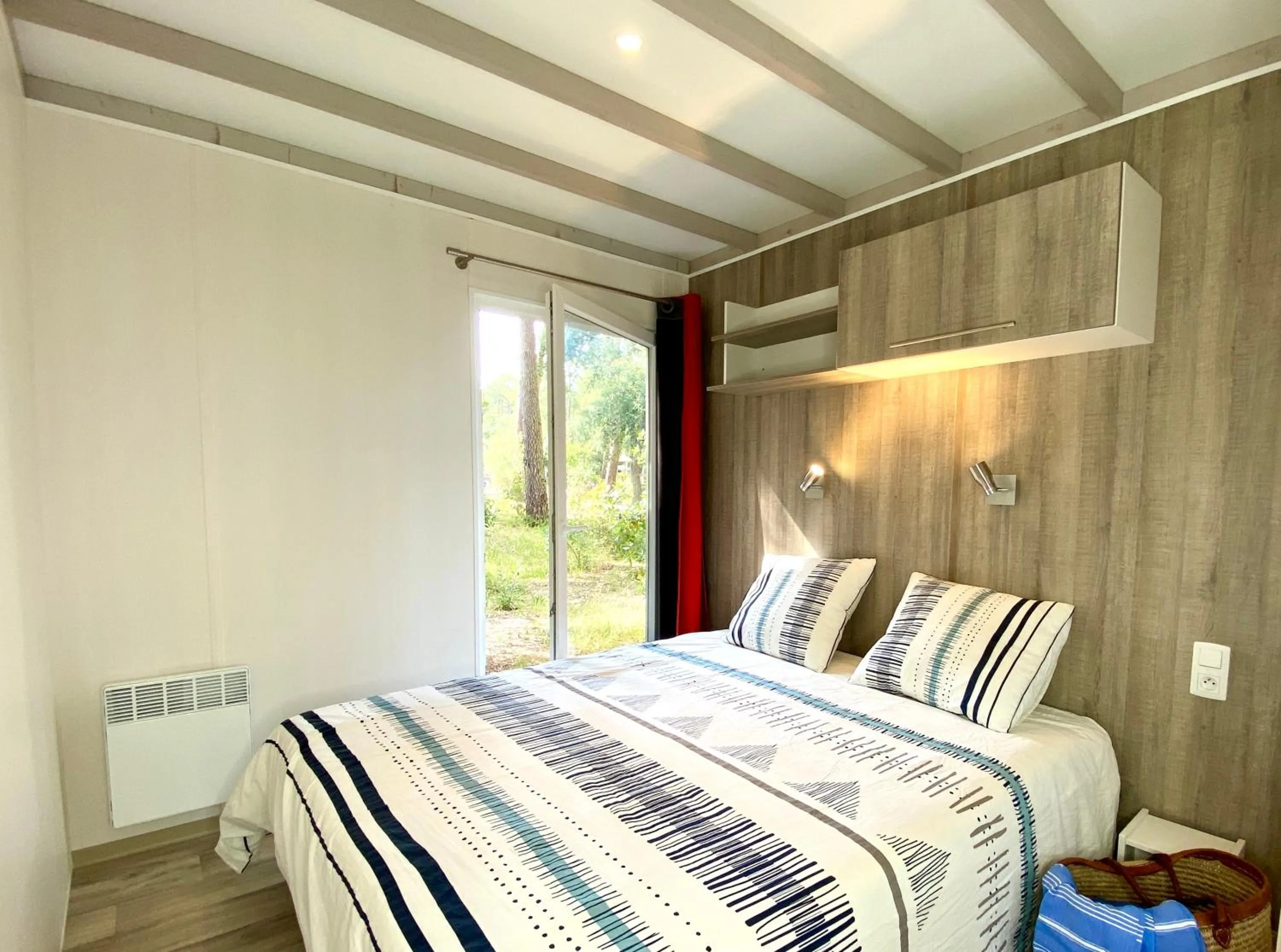 Photo of the whole room, Bed in Airial du Seignanx