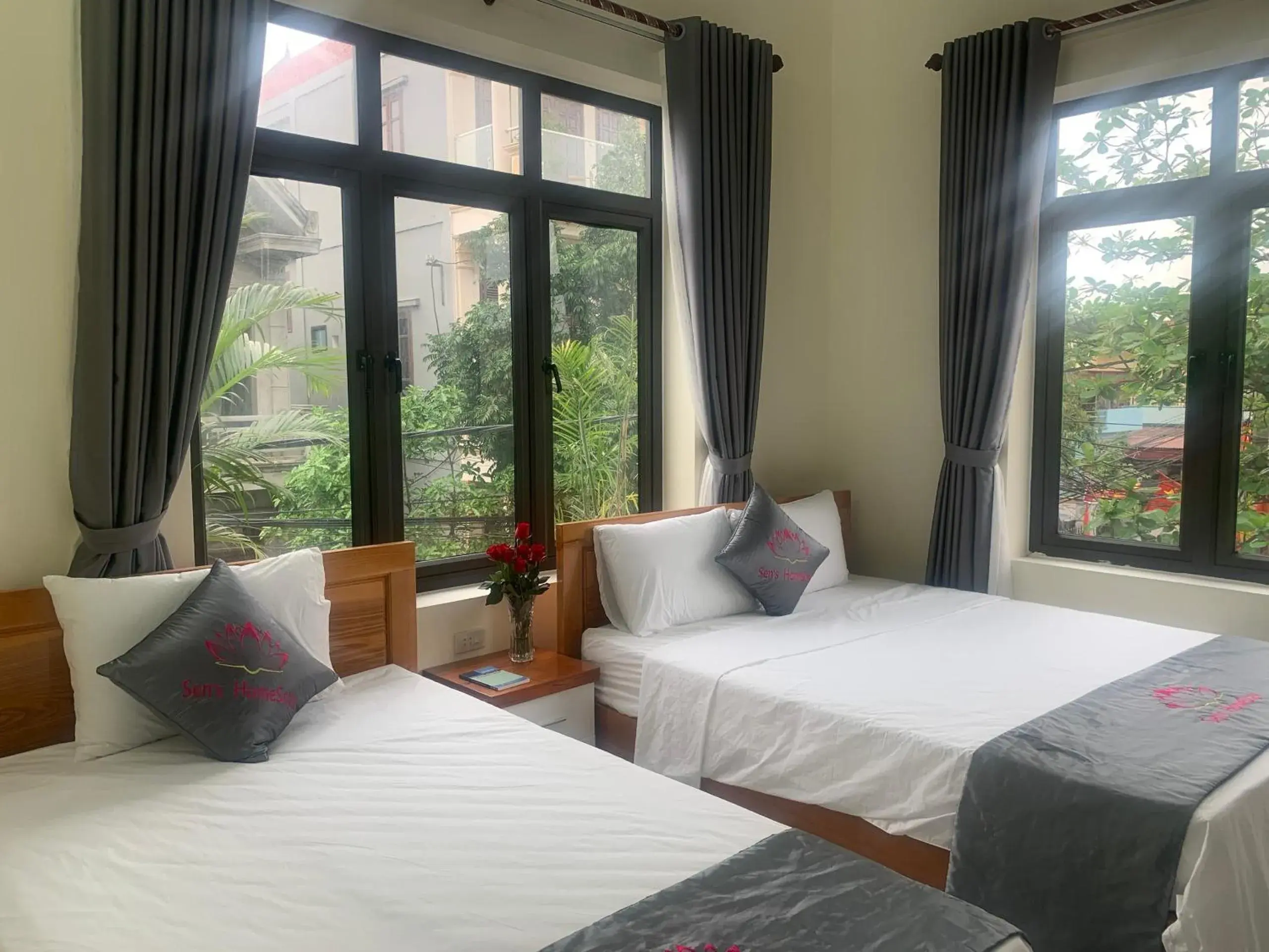 Triple Room with Balcony in Sen's Homestay Triple Room with Balcony in Sen's Homestay