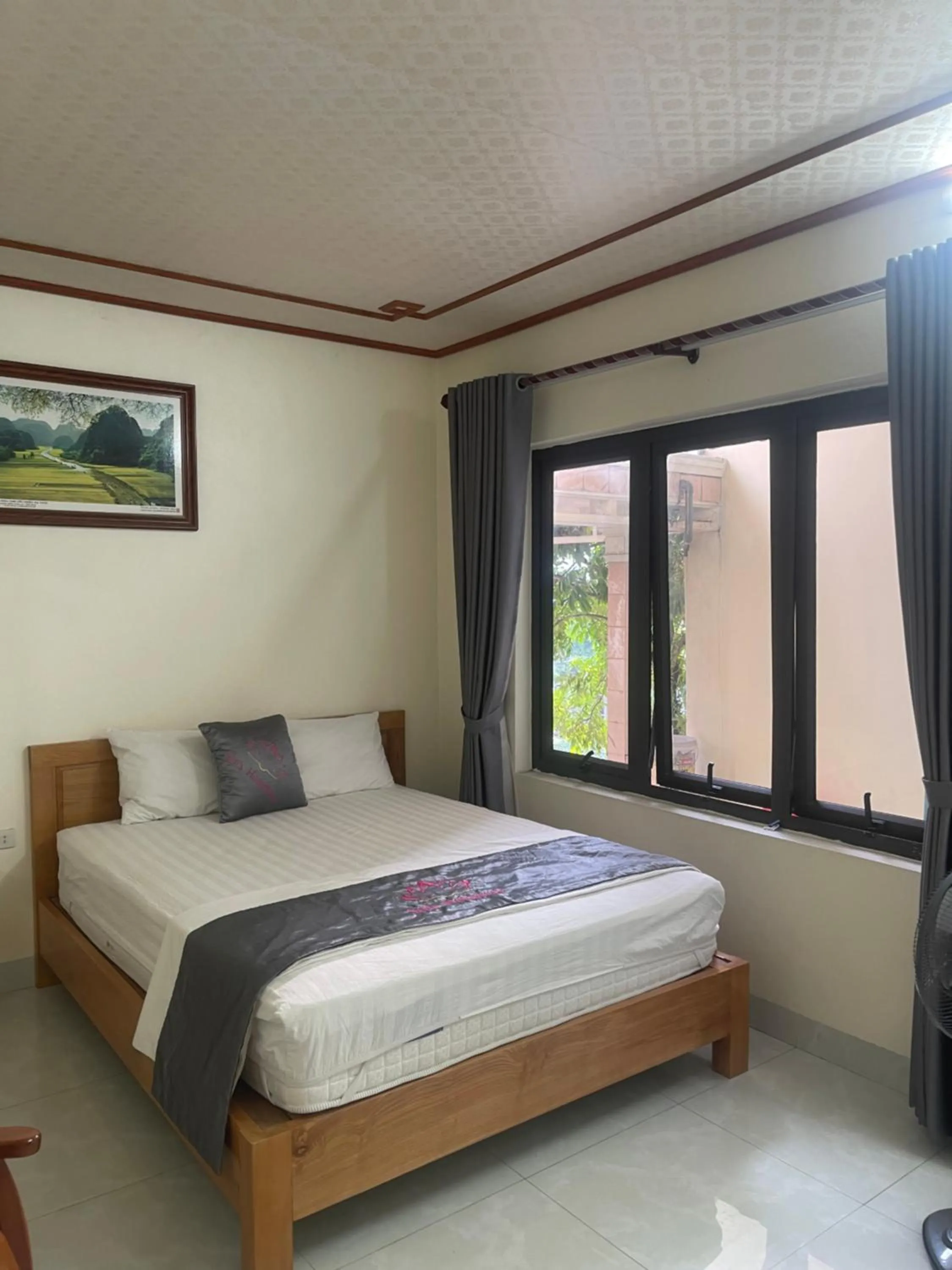 Bed in Sen's Homestay