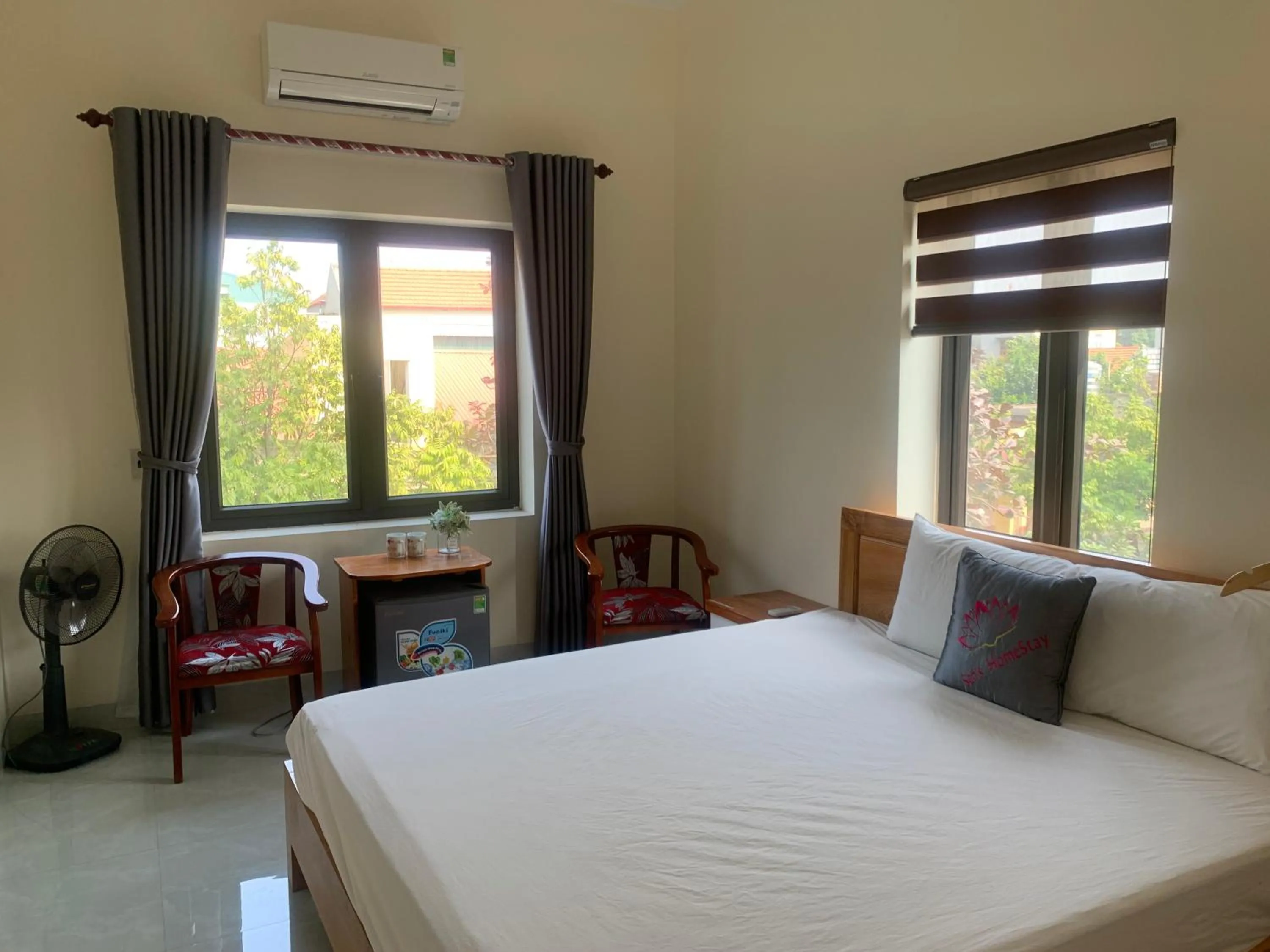 Bed in Sen's Homestay