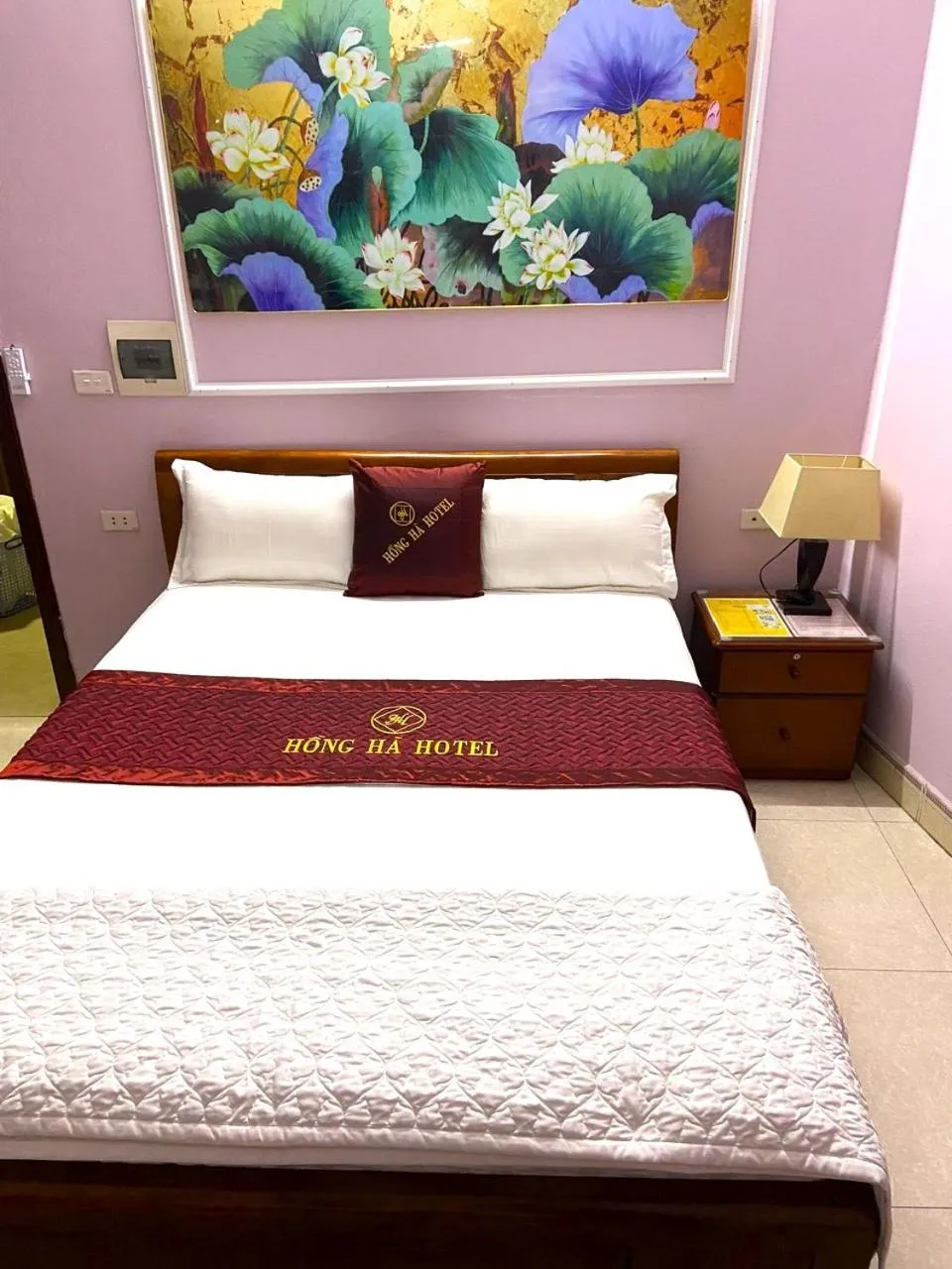 Bed in Hong Ha Airport Hotel