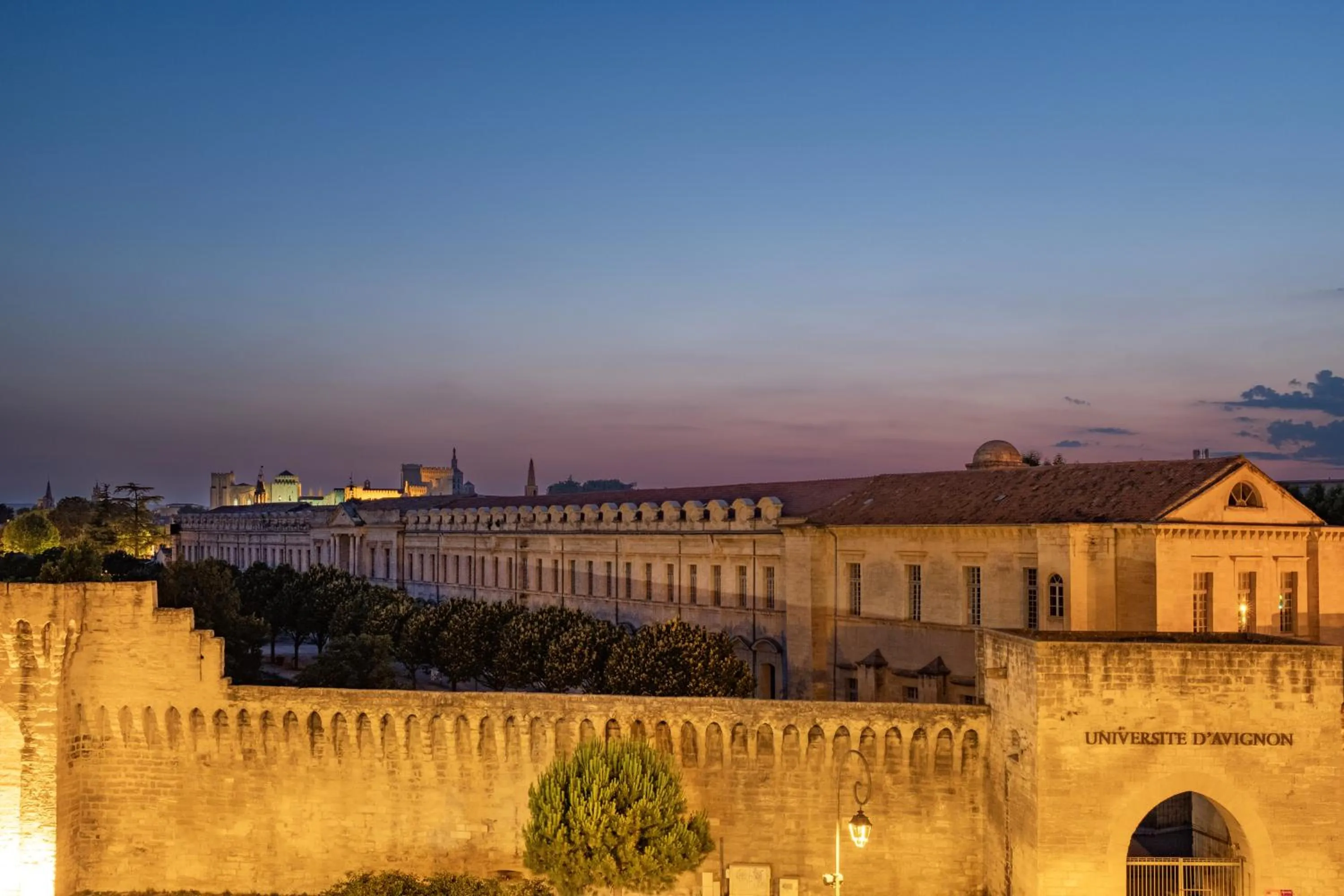 City view in ApartHotel Sainte-Marthe