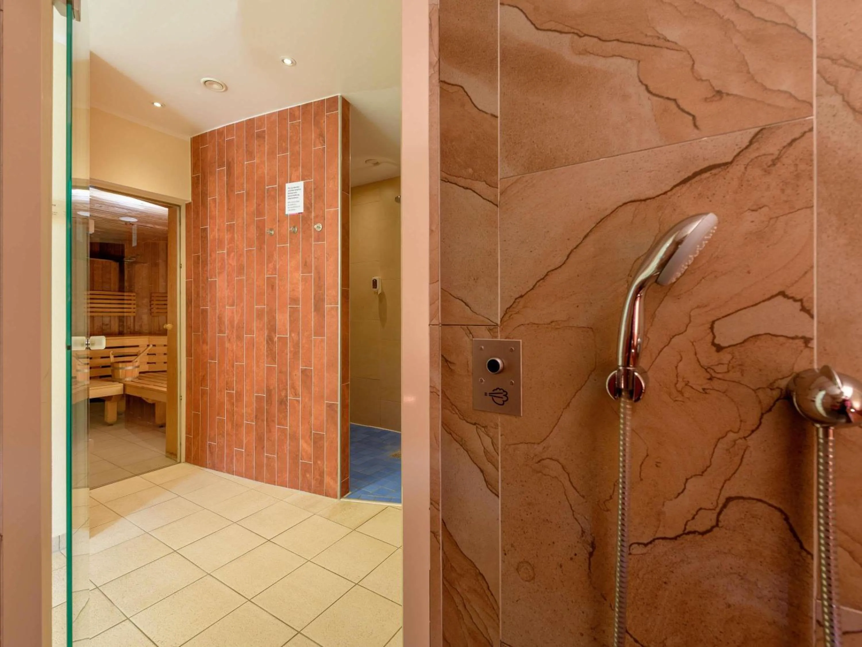 Spa and wellness centre/facilities in ibis Styles Leipzig