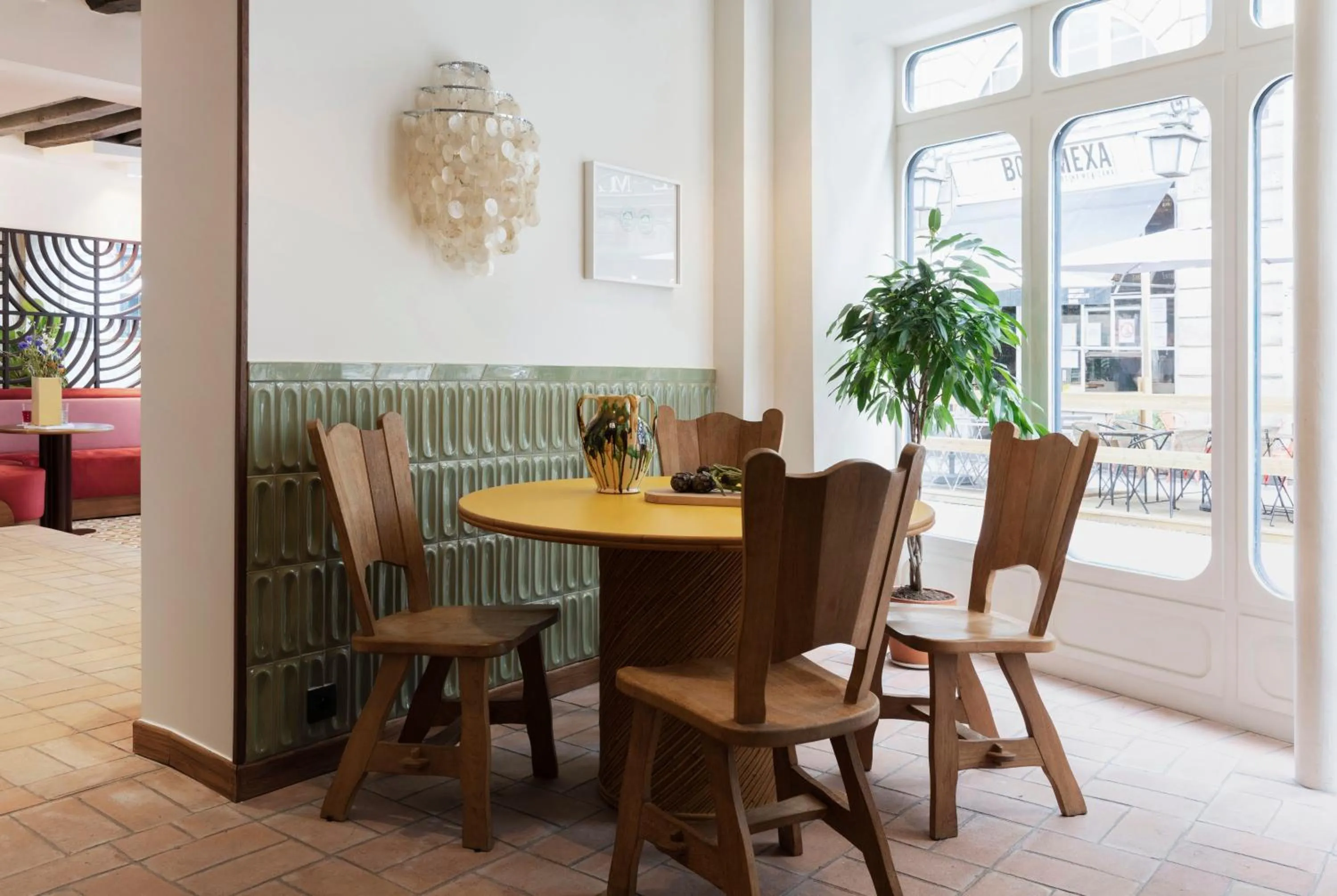 Lounge or bar in Hôtel Saint-André des Arts