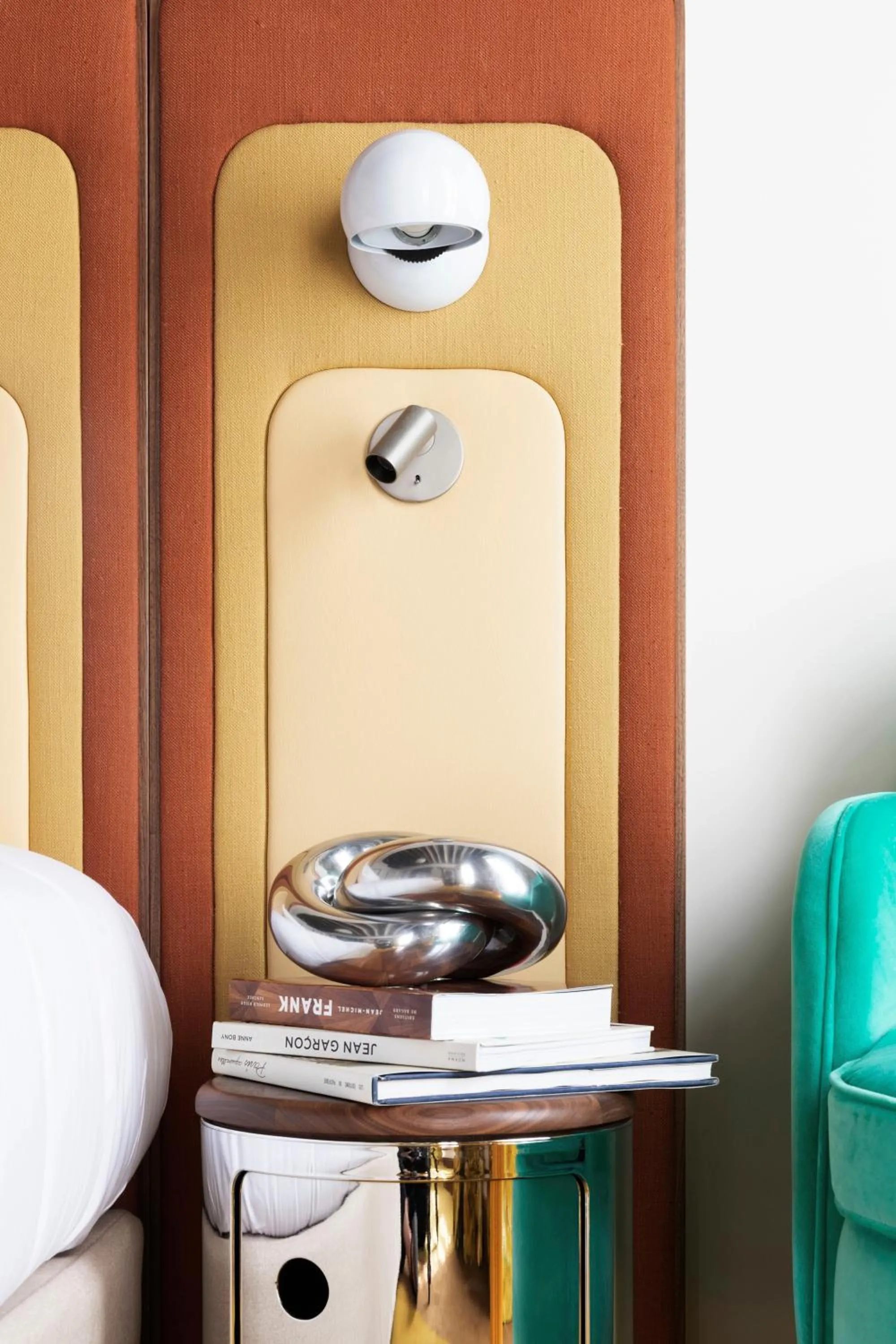 Decorative detail in Hôtel Saint-André des Arts