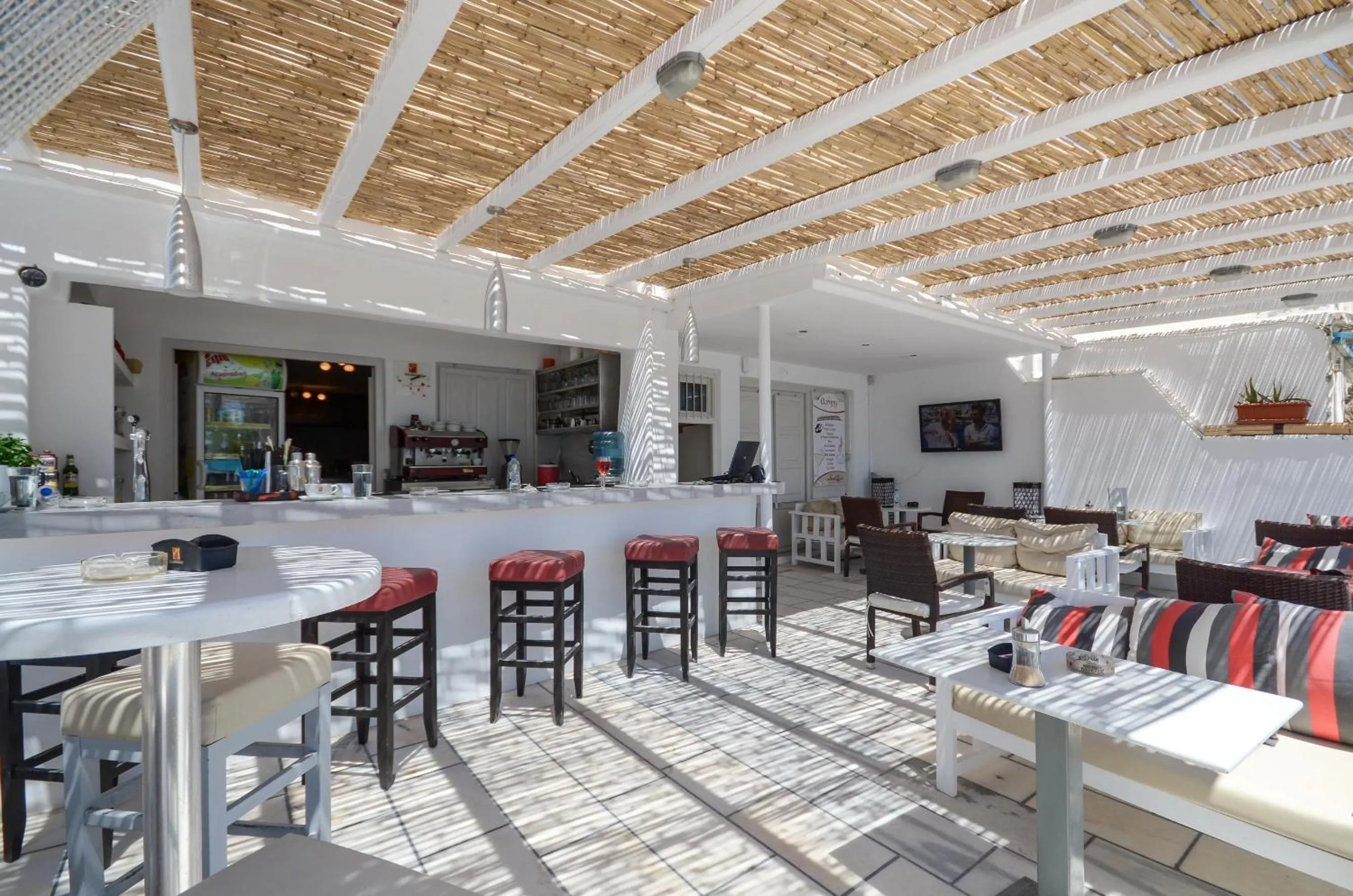 Lounge or bar in Naxos Golden Beach 2