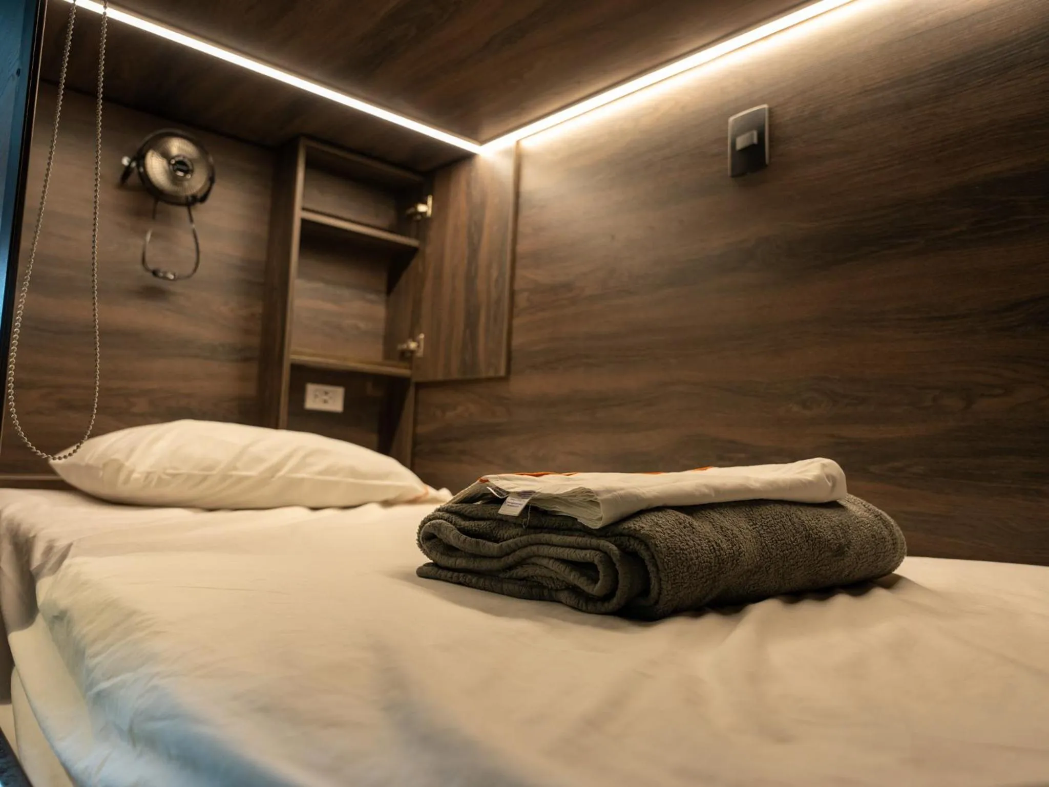 fireplace, Bed in Masaya Medellin