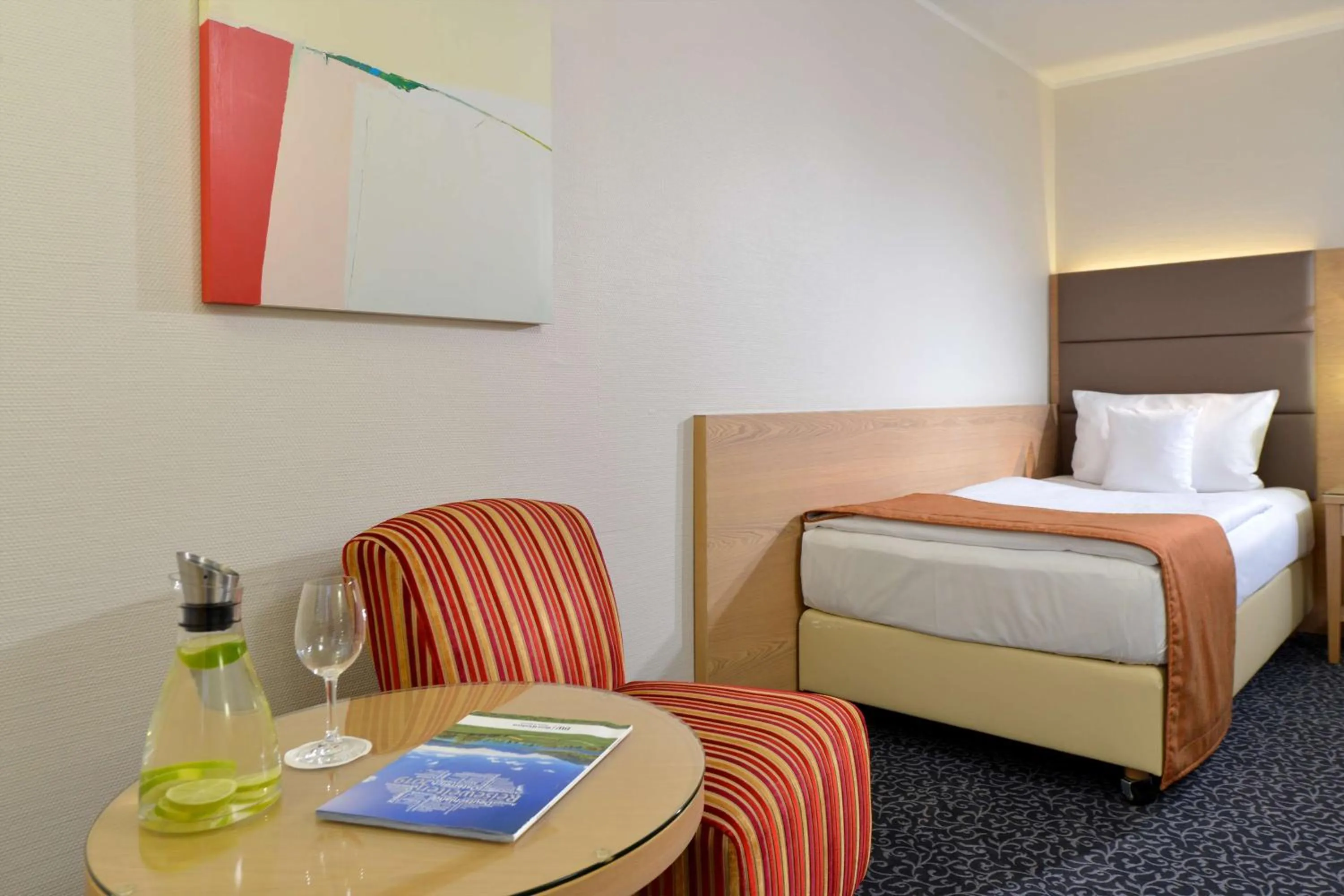 Bedroom, Bed in Best Western Hotel Der Föhrenhof