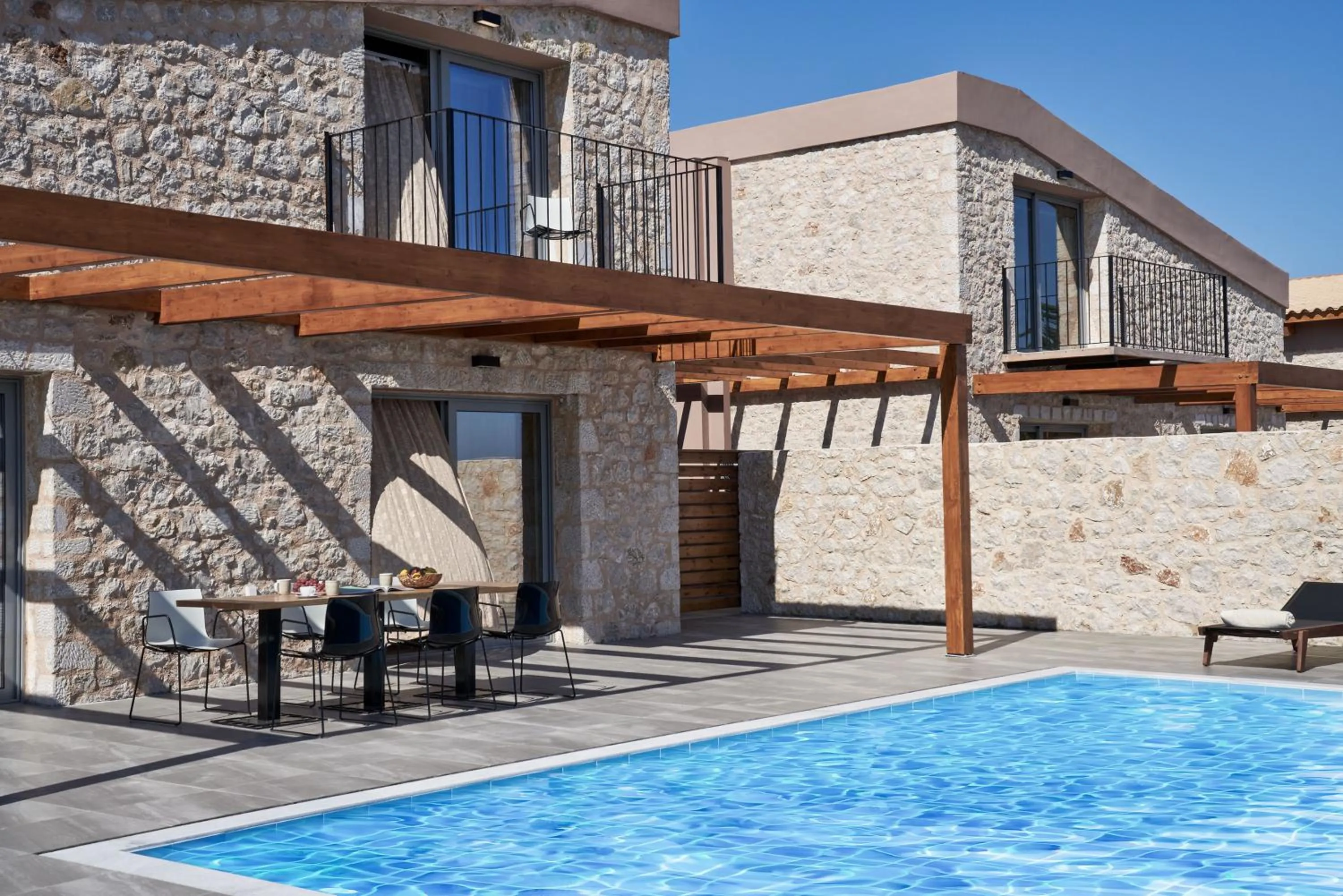 Property building in Anar Villas Rhodes