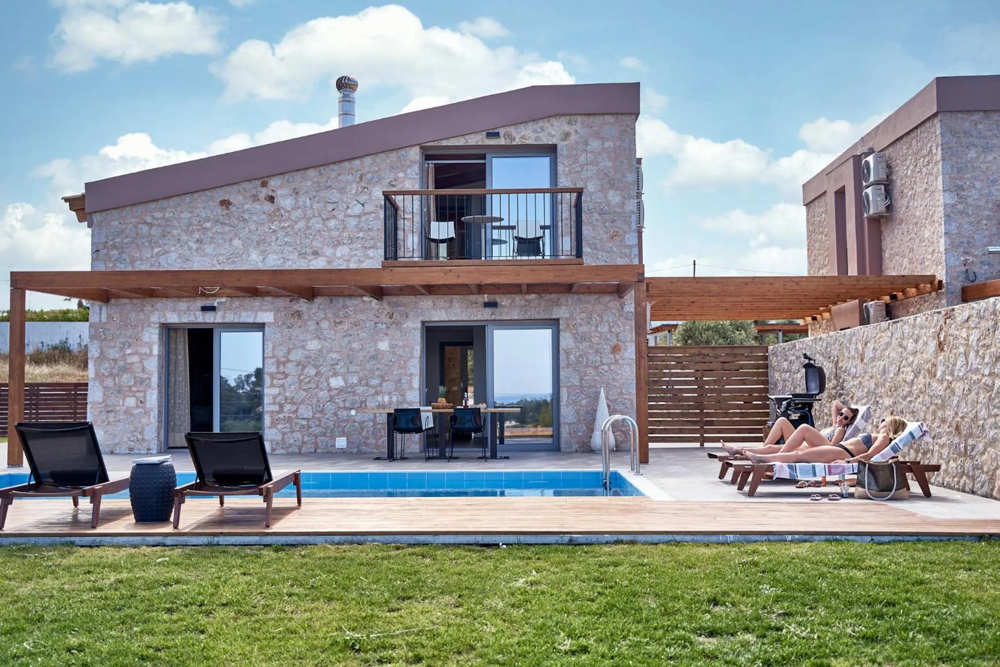 Property building in Anar Villas Rhodes