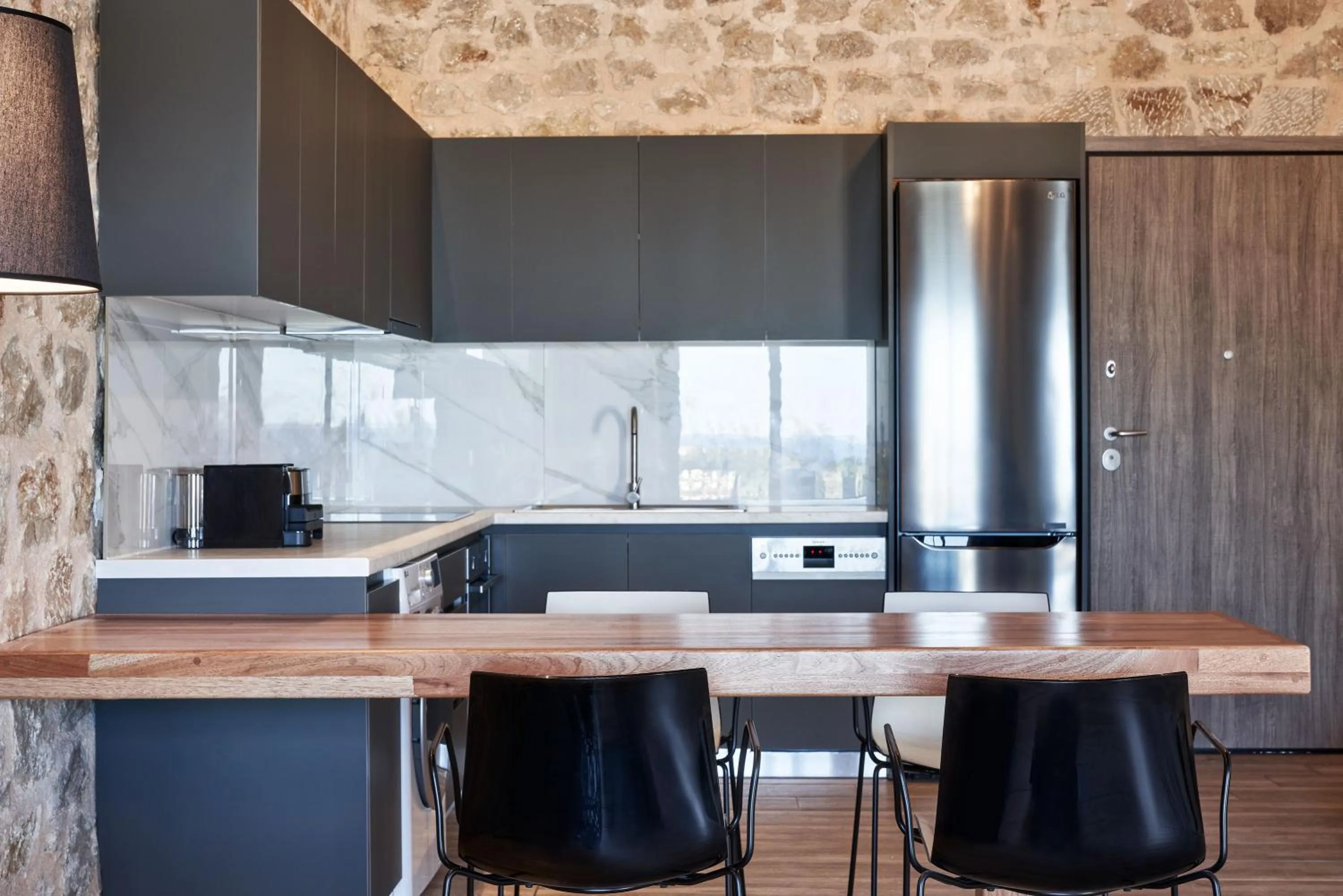 Kitchen or kitchenette in Anar Villas Rhodes