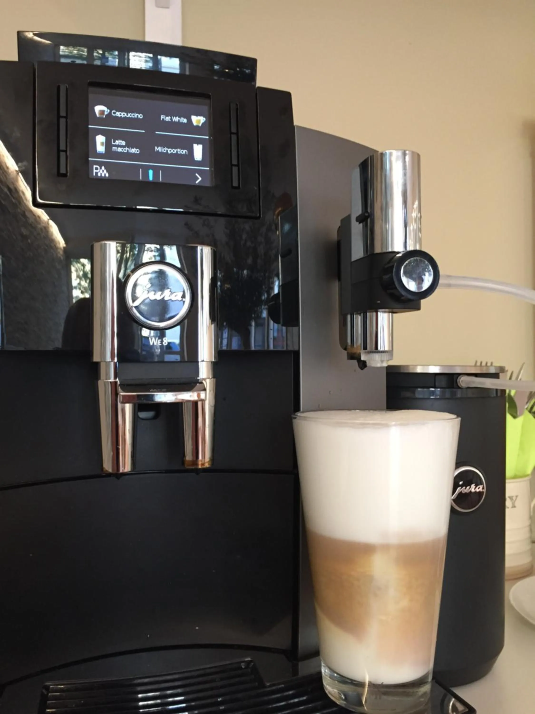 Breakfast in Town Hotel Wiesbaden - kleines Privathotel in Bestlage