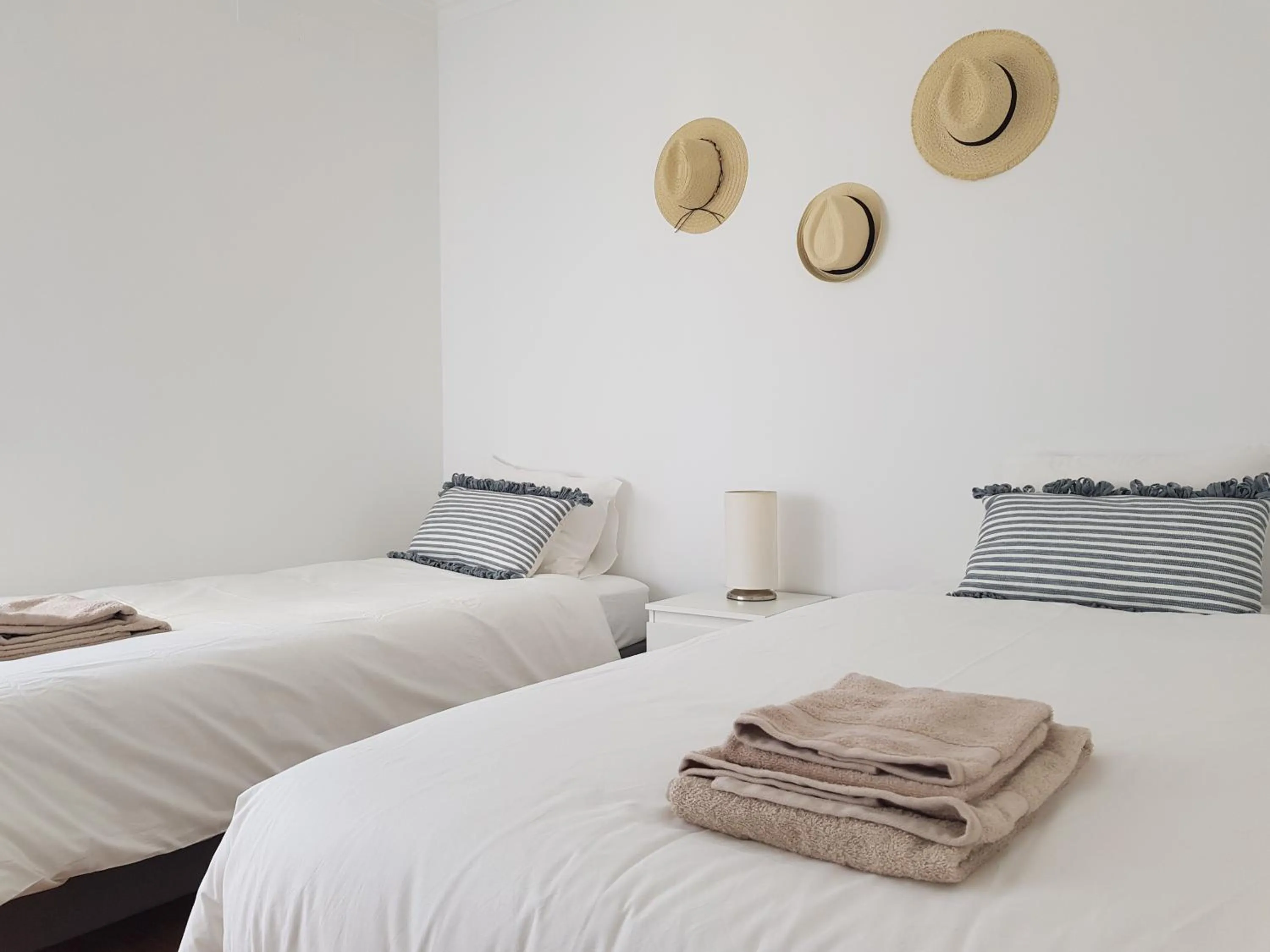 Bedroom, Bed in Sol Da Caparica