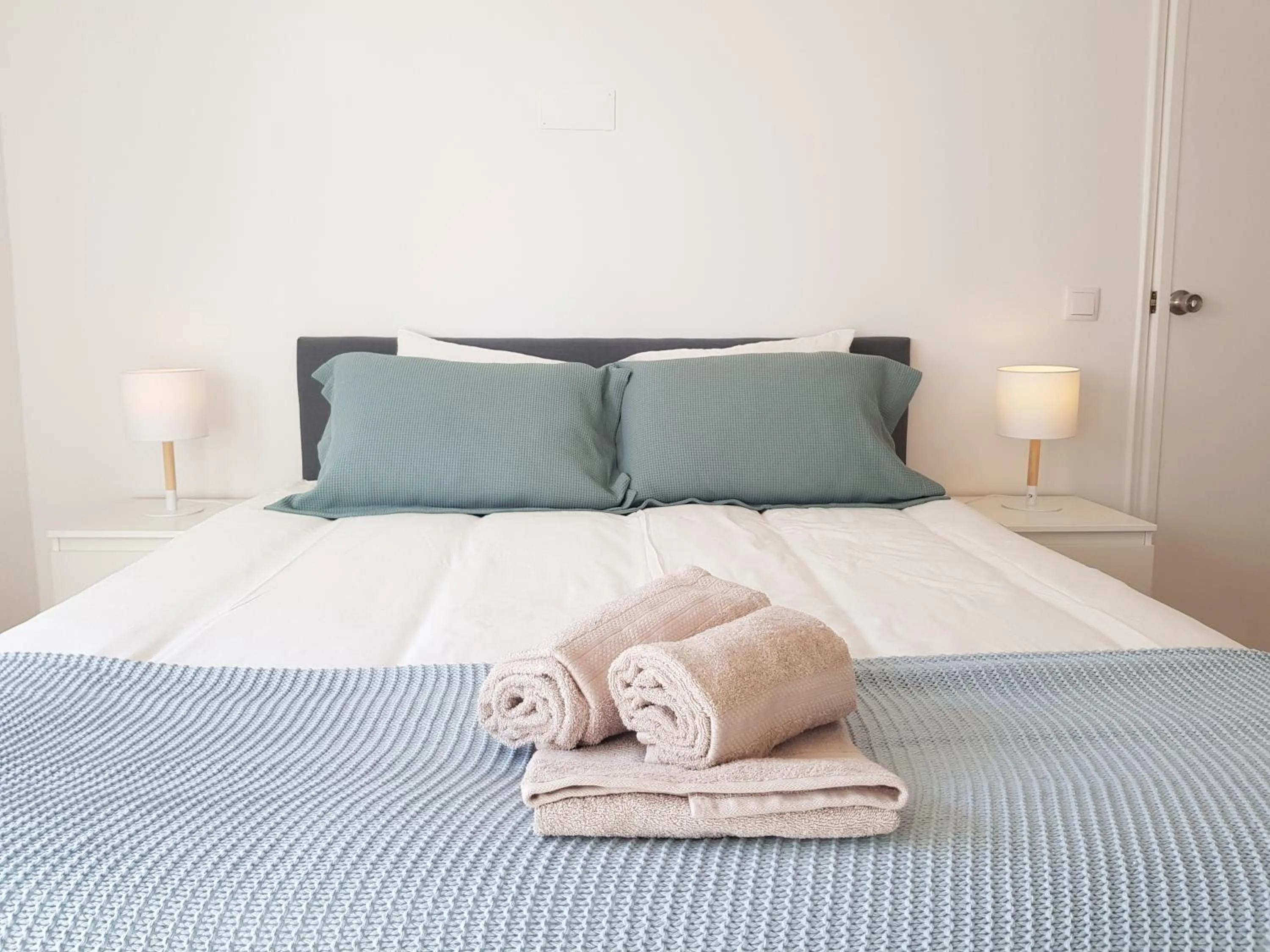 Bedroom, Bed in Sol Da Caparica