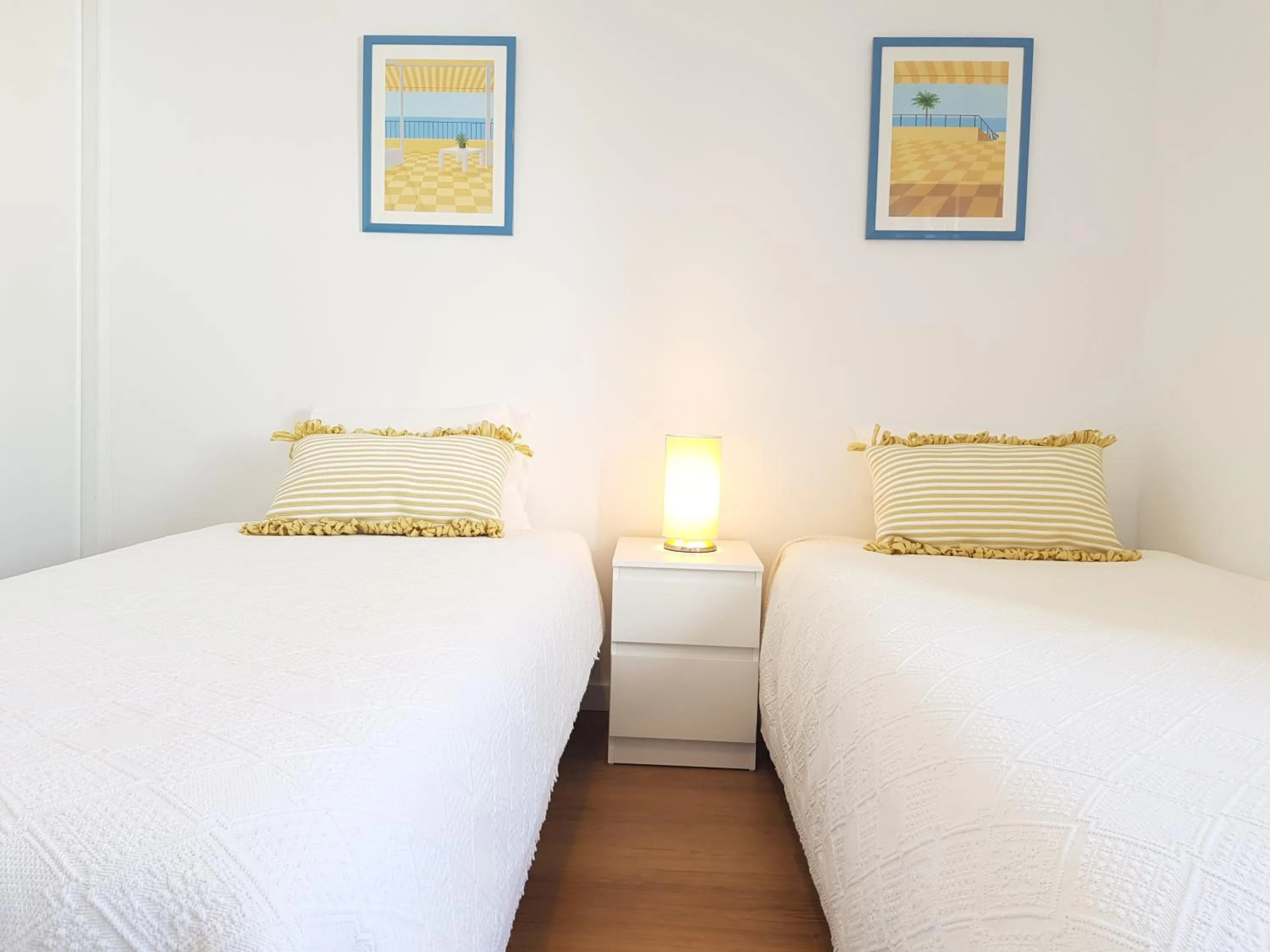 Bedroom, Bed in Sol Da Caparica