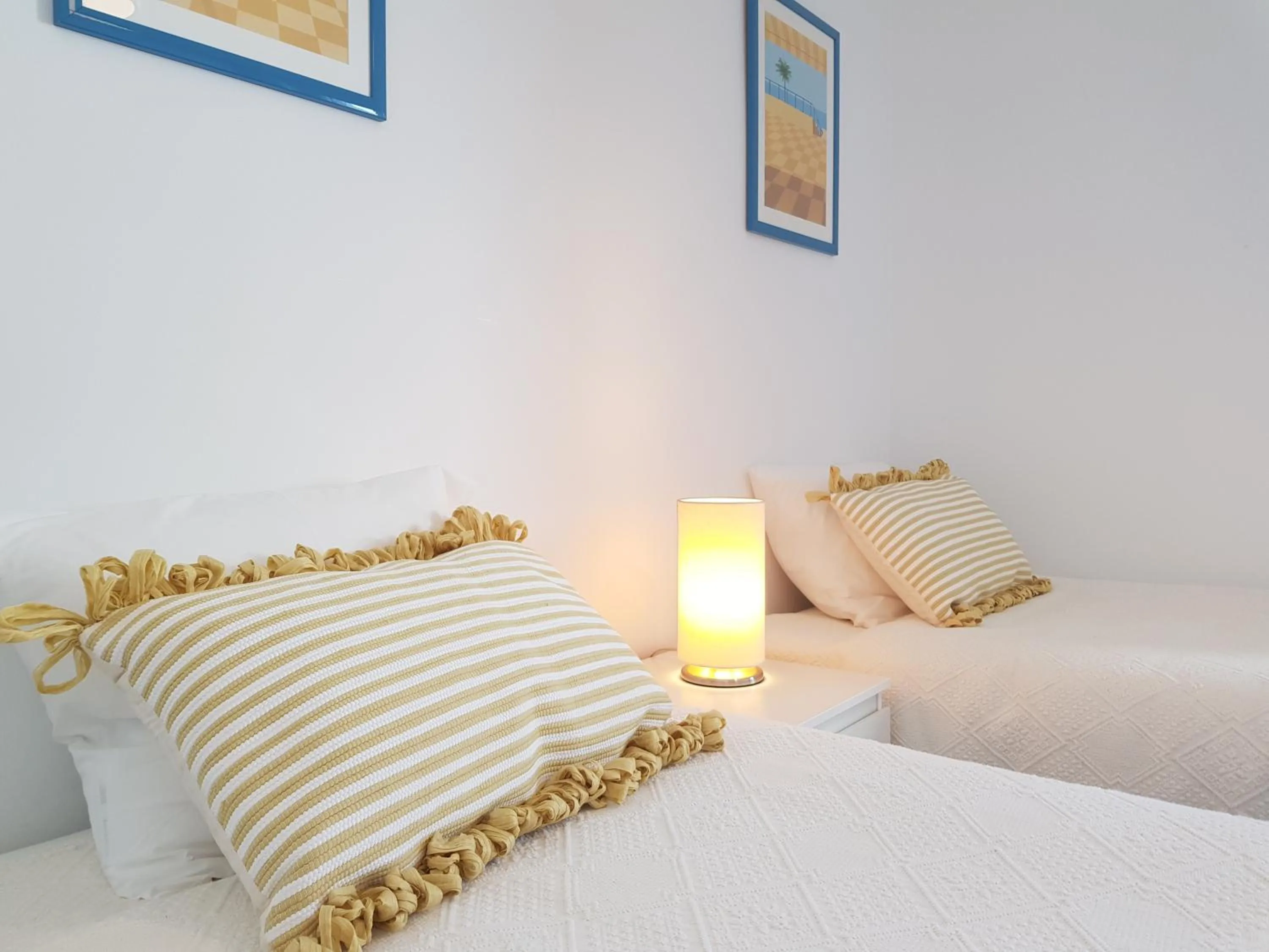 Bedroom, Bed in Sol Da Caparica