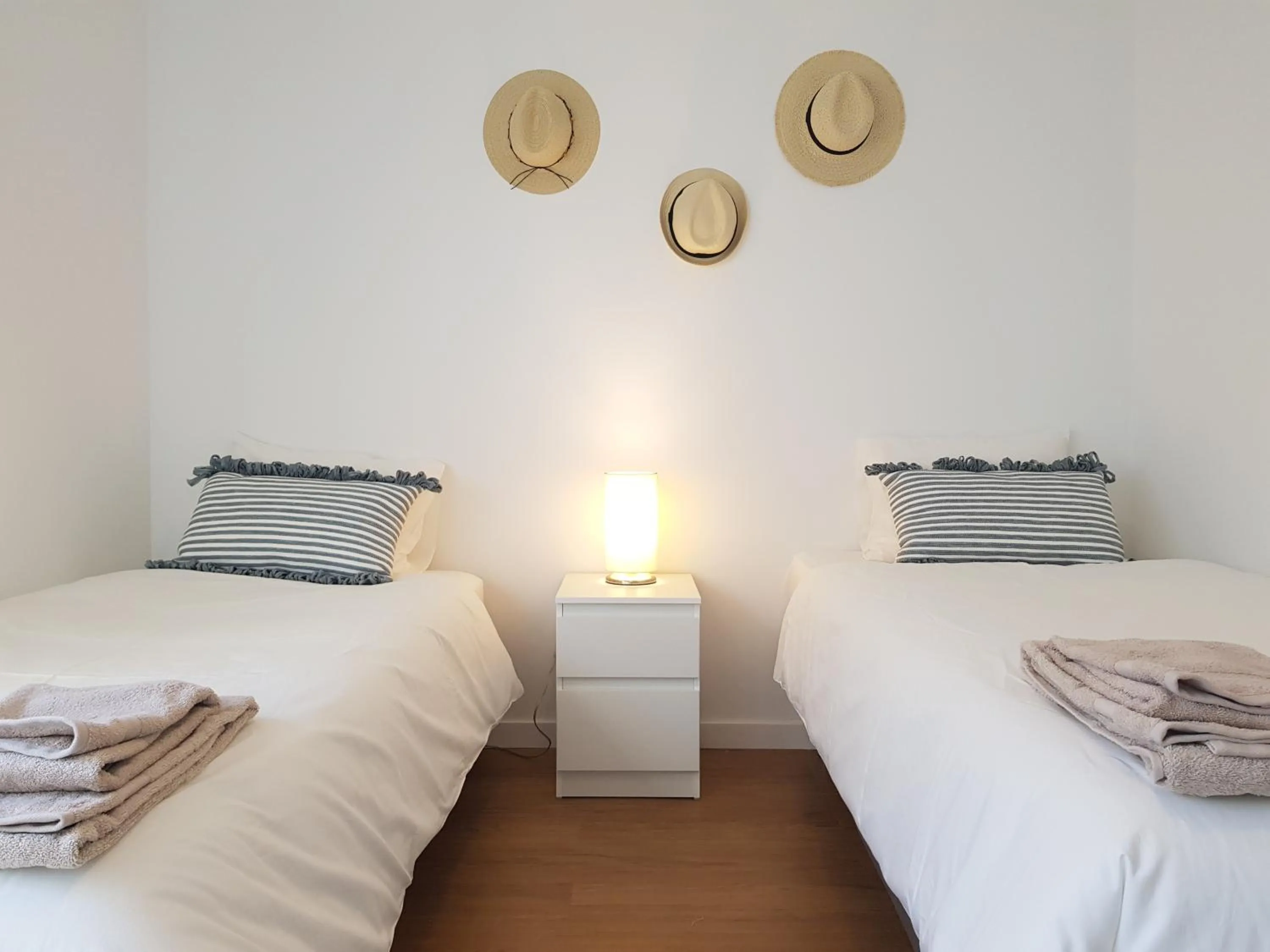 Bedroom, Bed in Sol Da Caparica