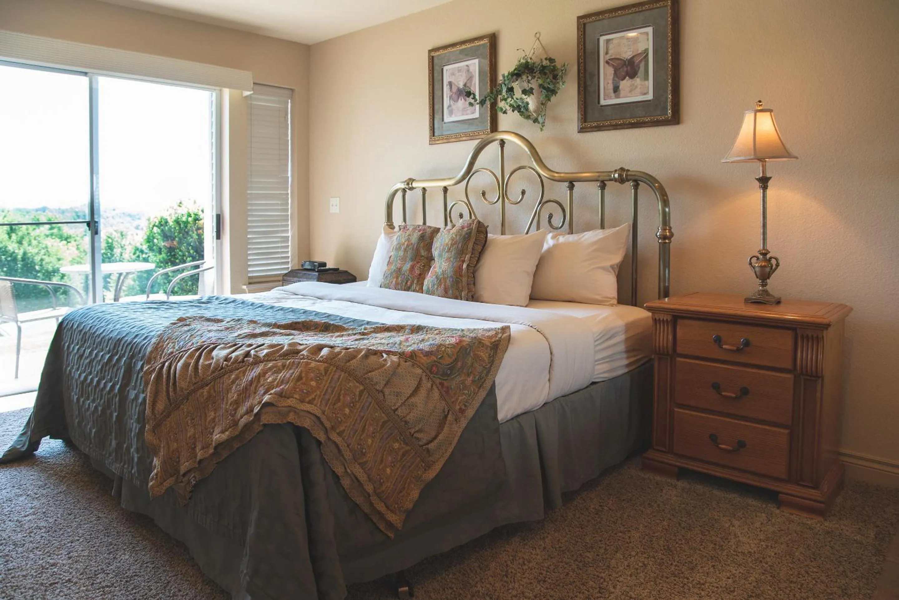 Bed in Legacy at Thousand Hills