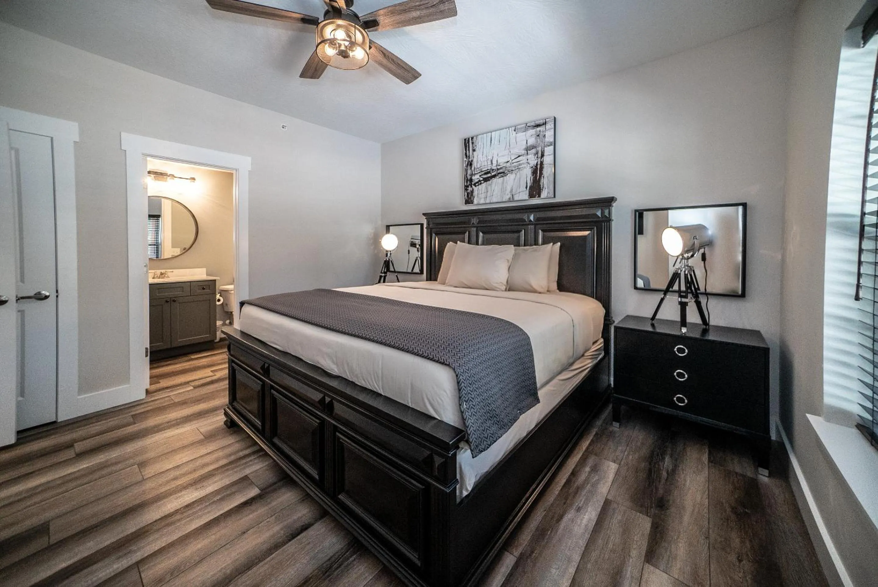 Bed in Reunion Lodges at Thousand Hills