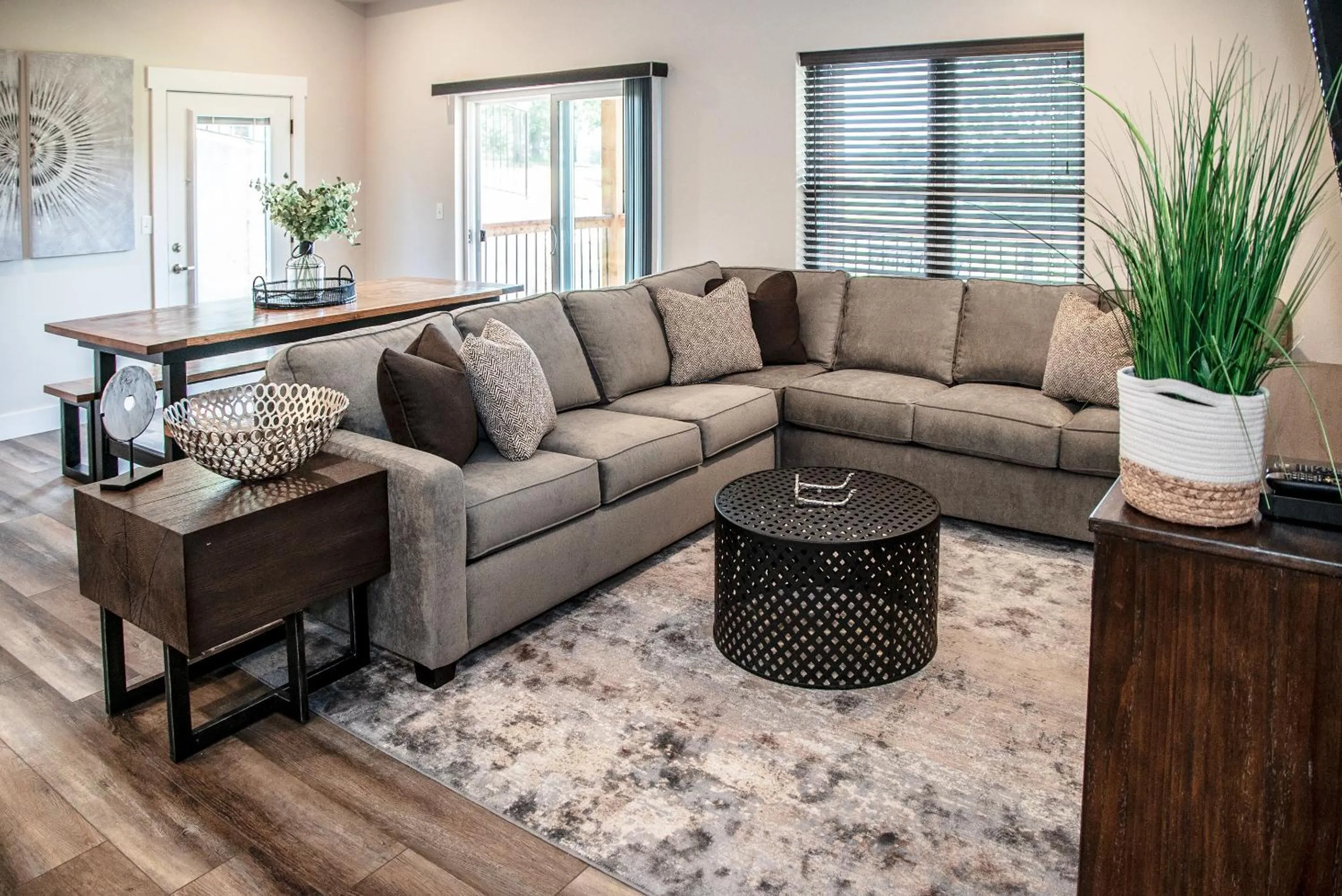 Living room in Reunion Lodges at Thousand Hills