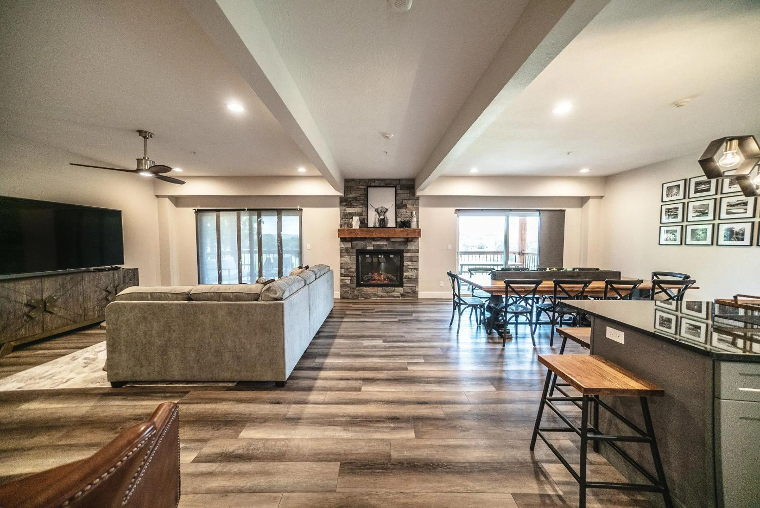 Kitchen or kitchenette in Reunion Lodges at Thousand Hills