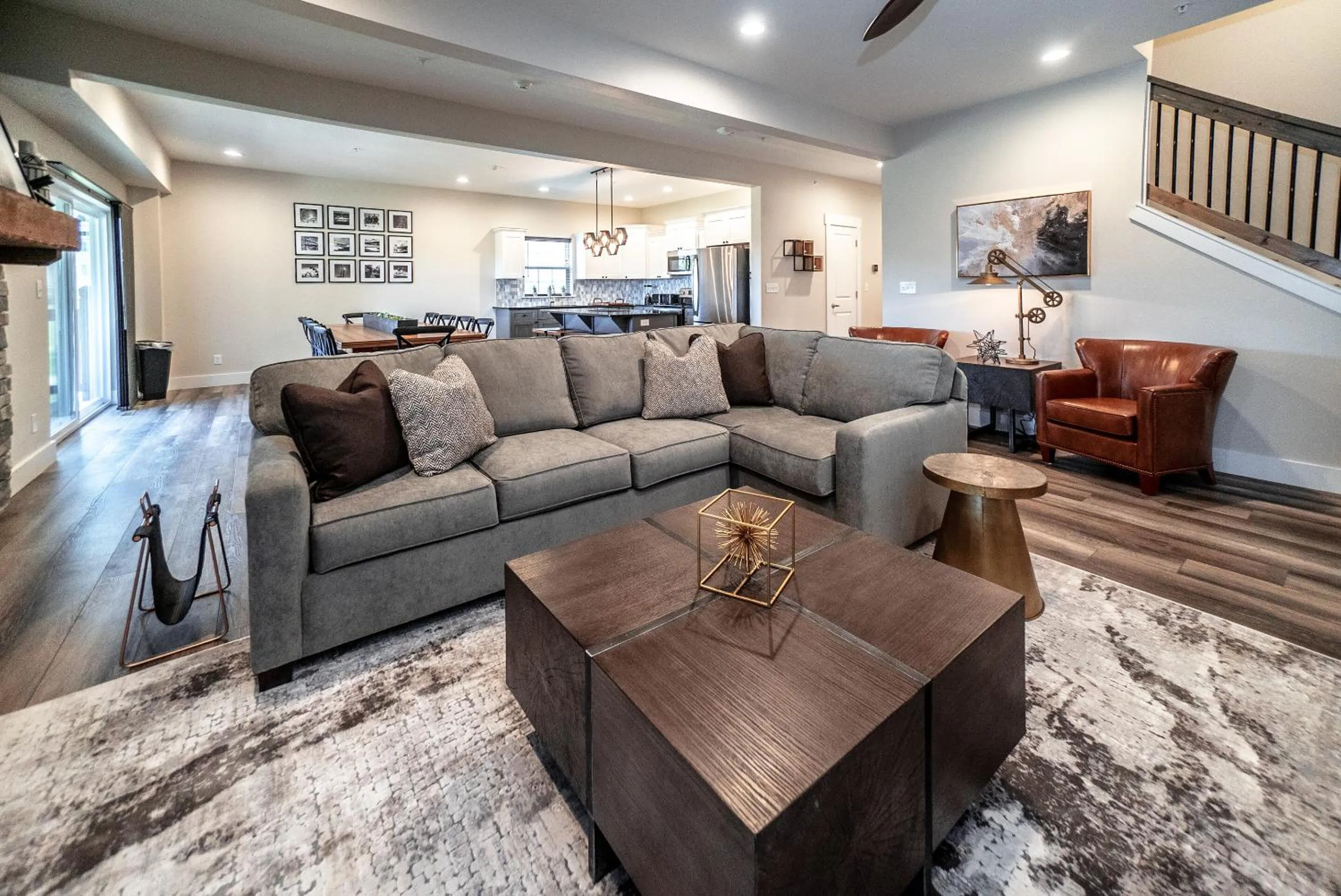 Living room in Reunion Lodges at Thousand Hills