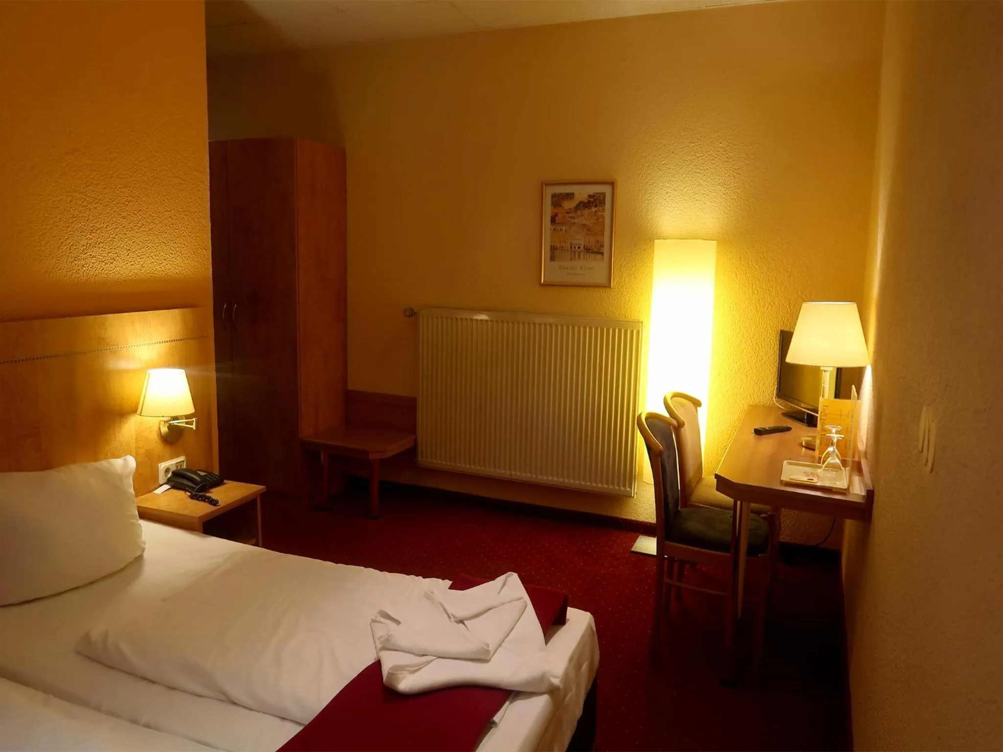 Bed in Hotel Adler Leipzig