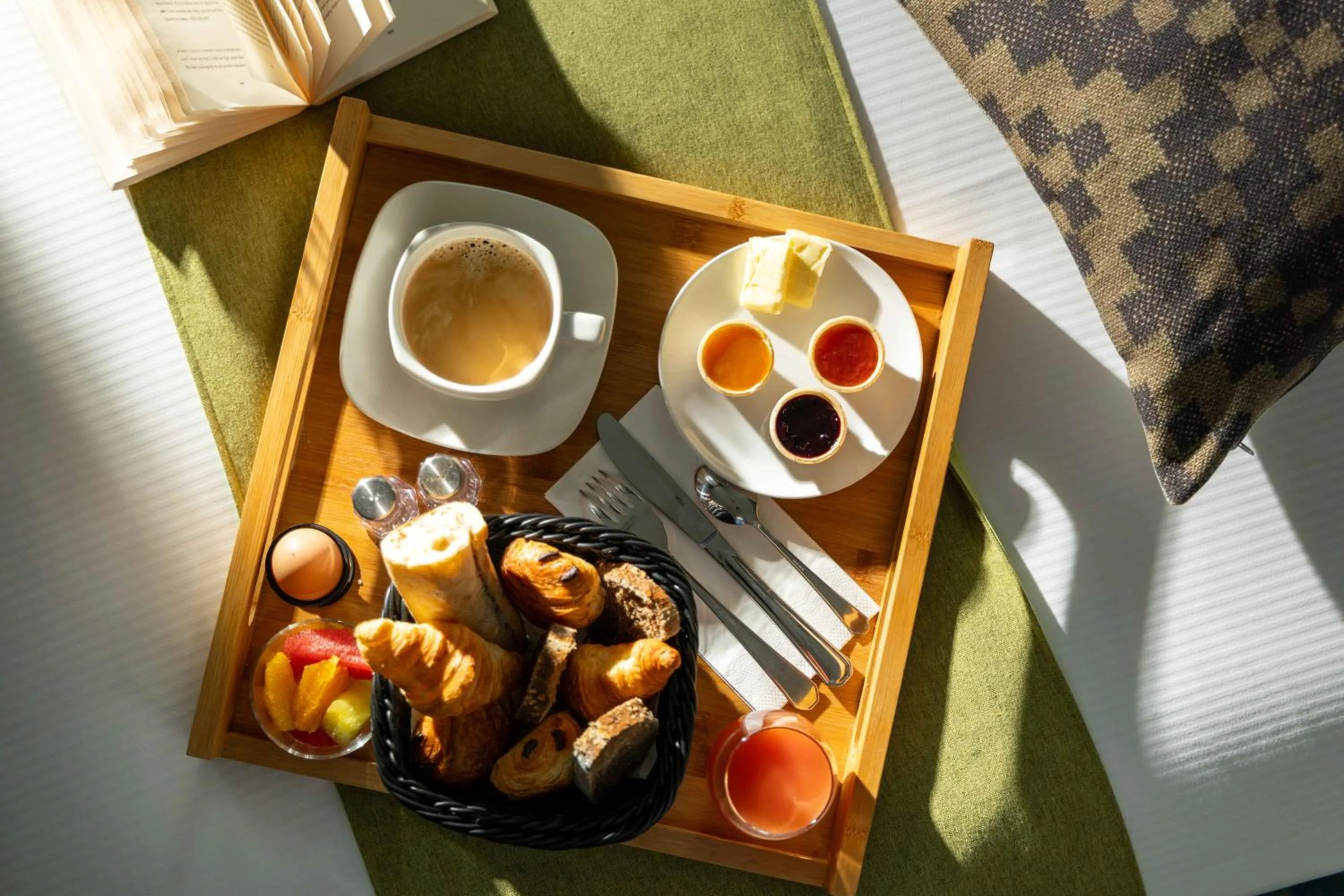 Breakfast in Lyric Hotel Paris Opera