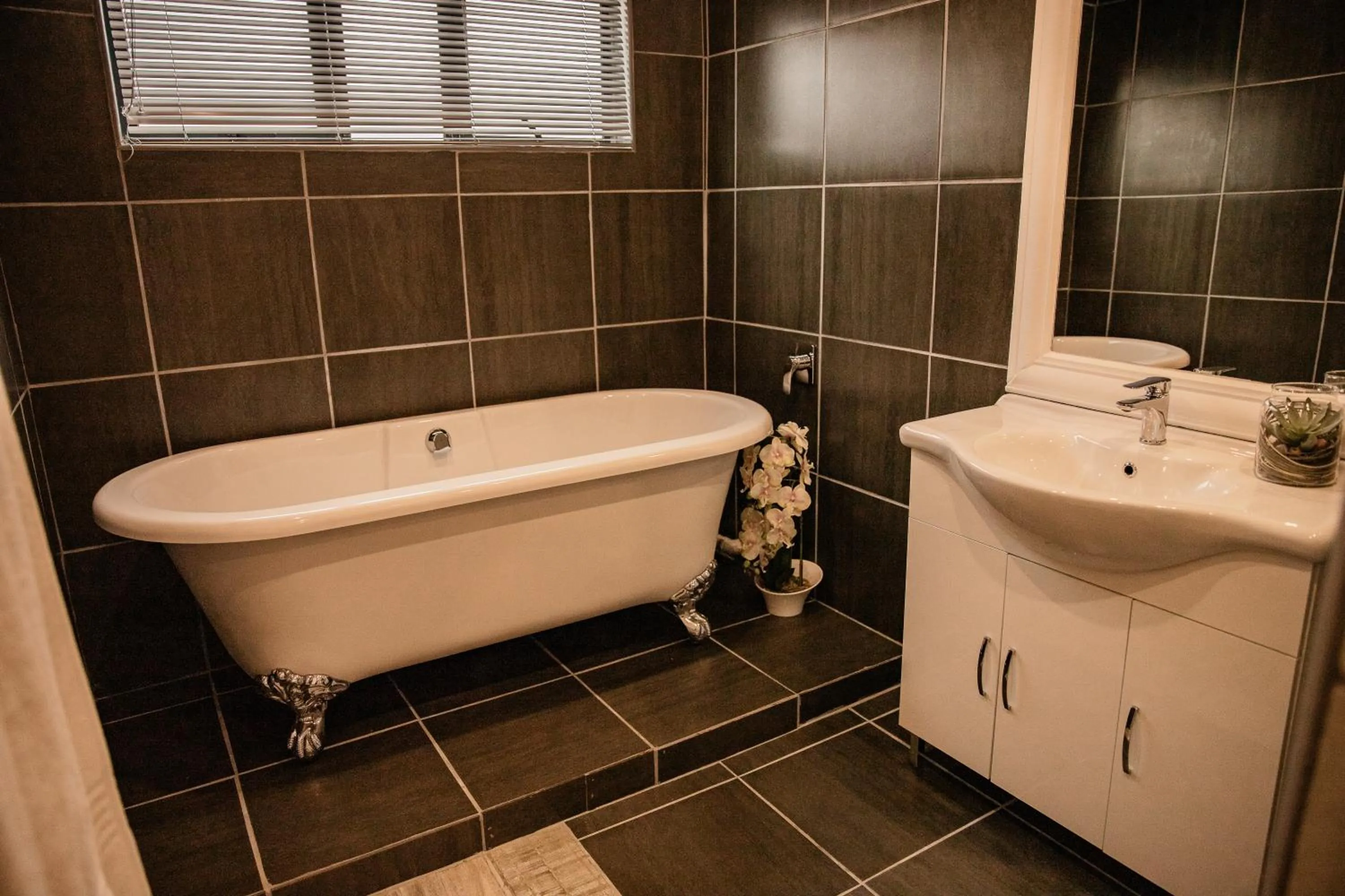 Bathroom in The Perfect Corner Guesthouse