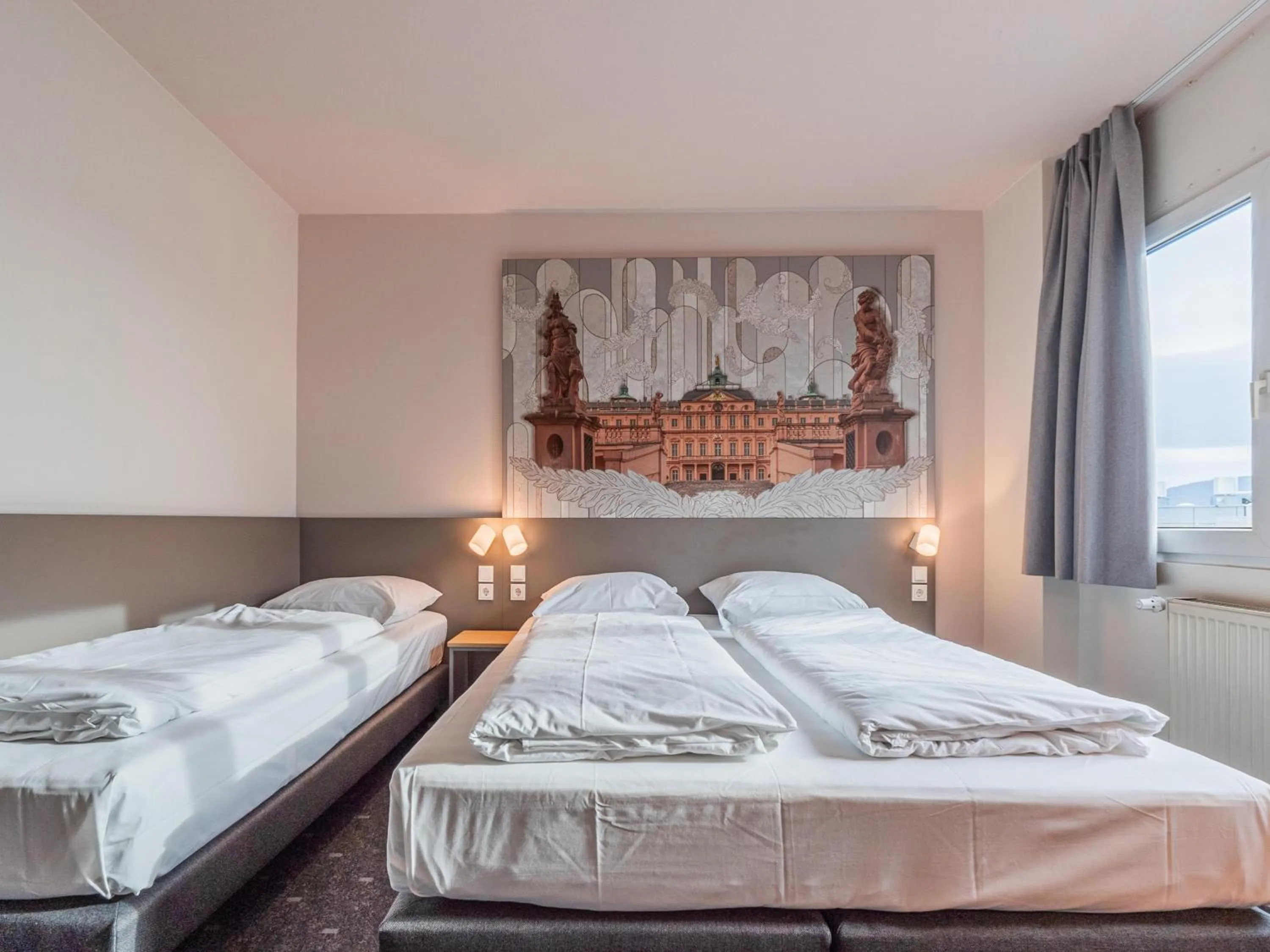 Photo of the whole room, Bed in Best Western Hotel Rastatt