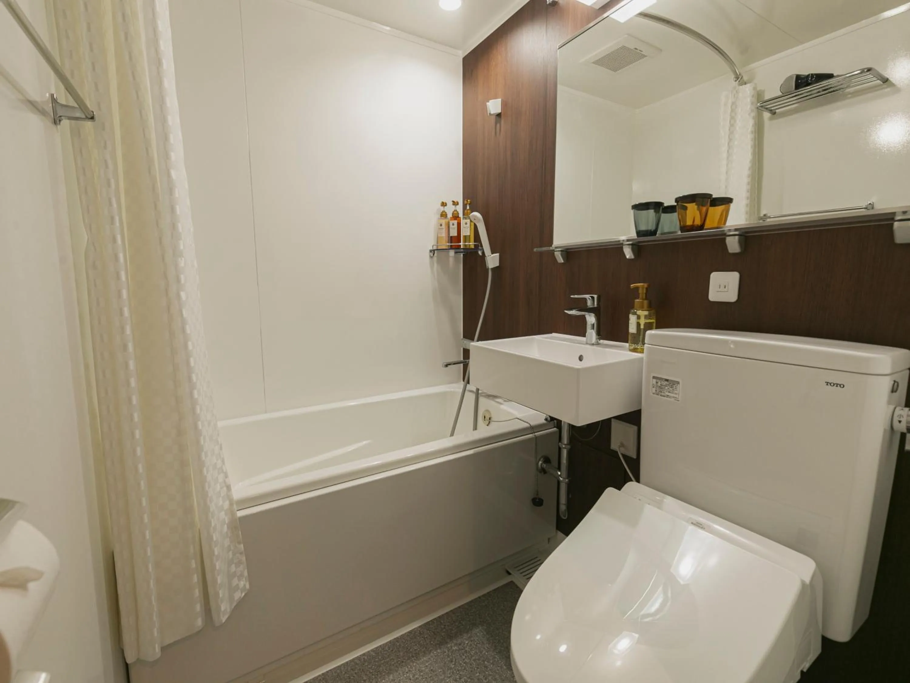 Hotel Arthur KITAHAMA BASE