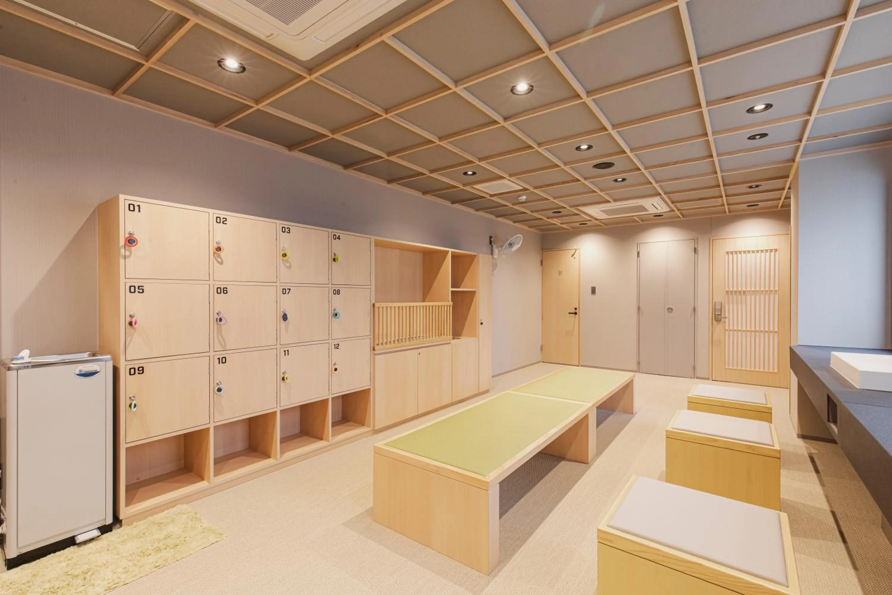 Public Bath, Bed in Hotel Arthur KITAHAMA BASE