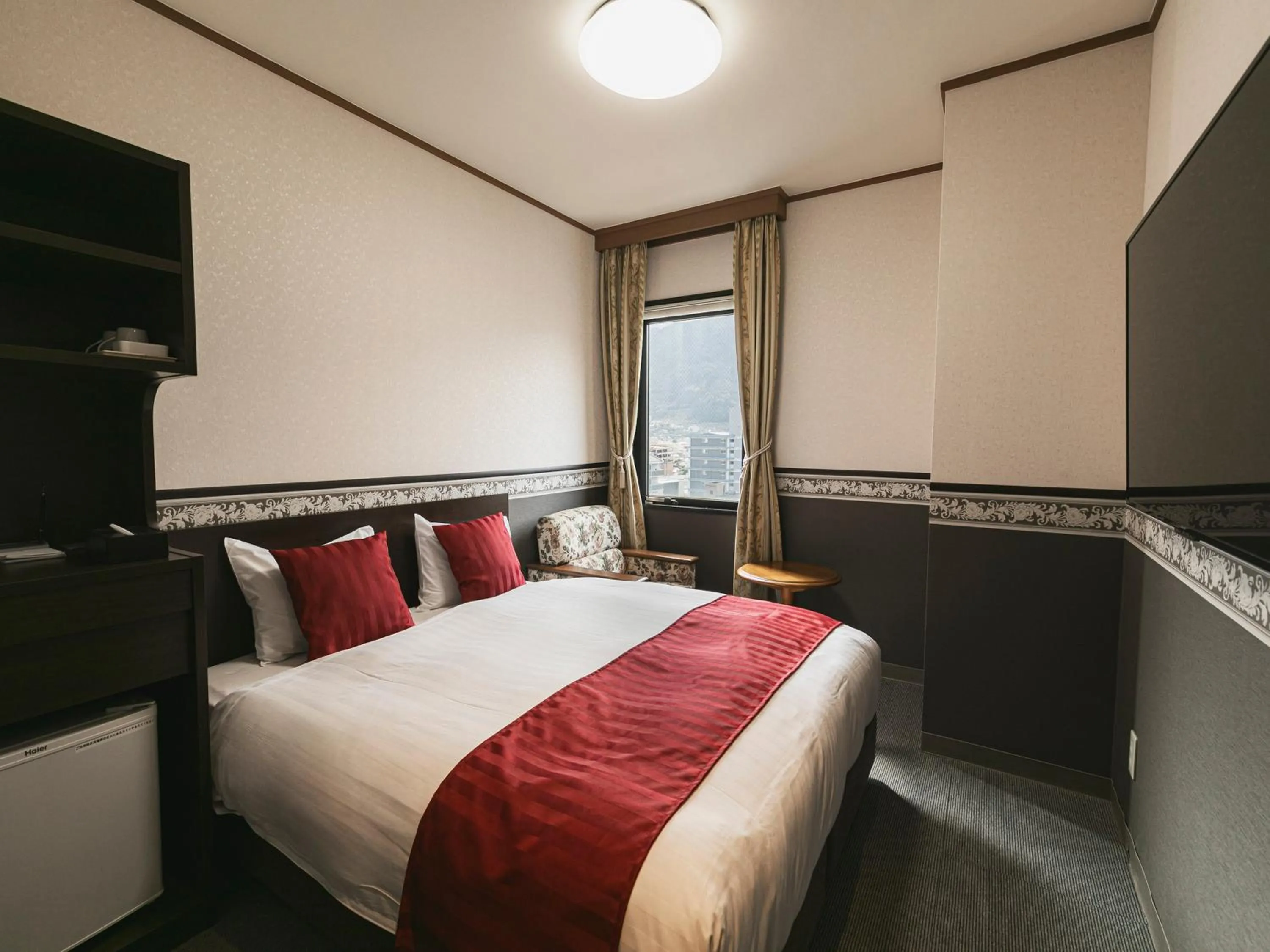 Bed in Hotel Arthur KITAHAMA BASE