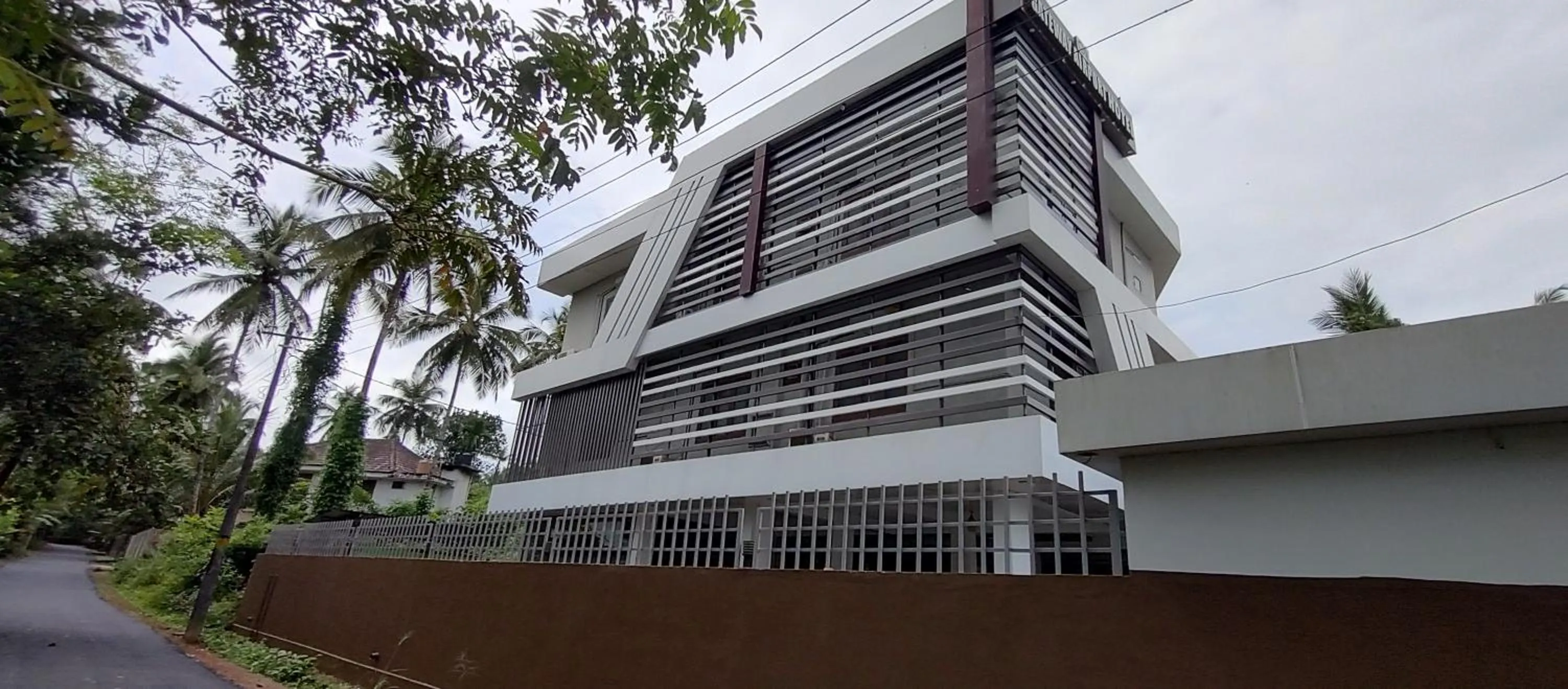 Property building in Gateway Airport Hotel