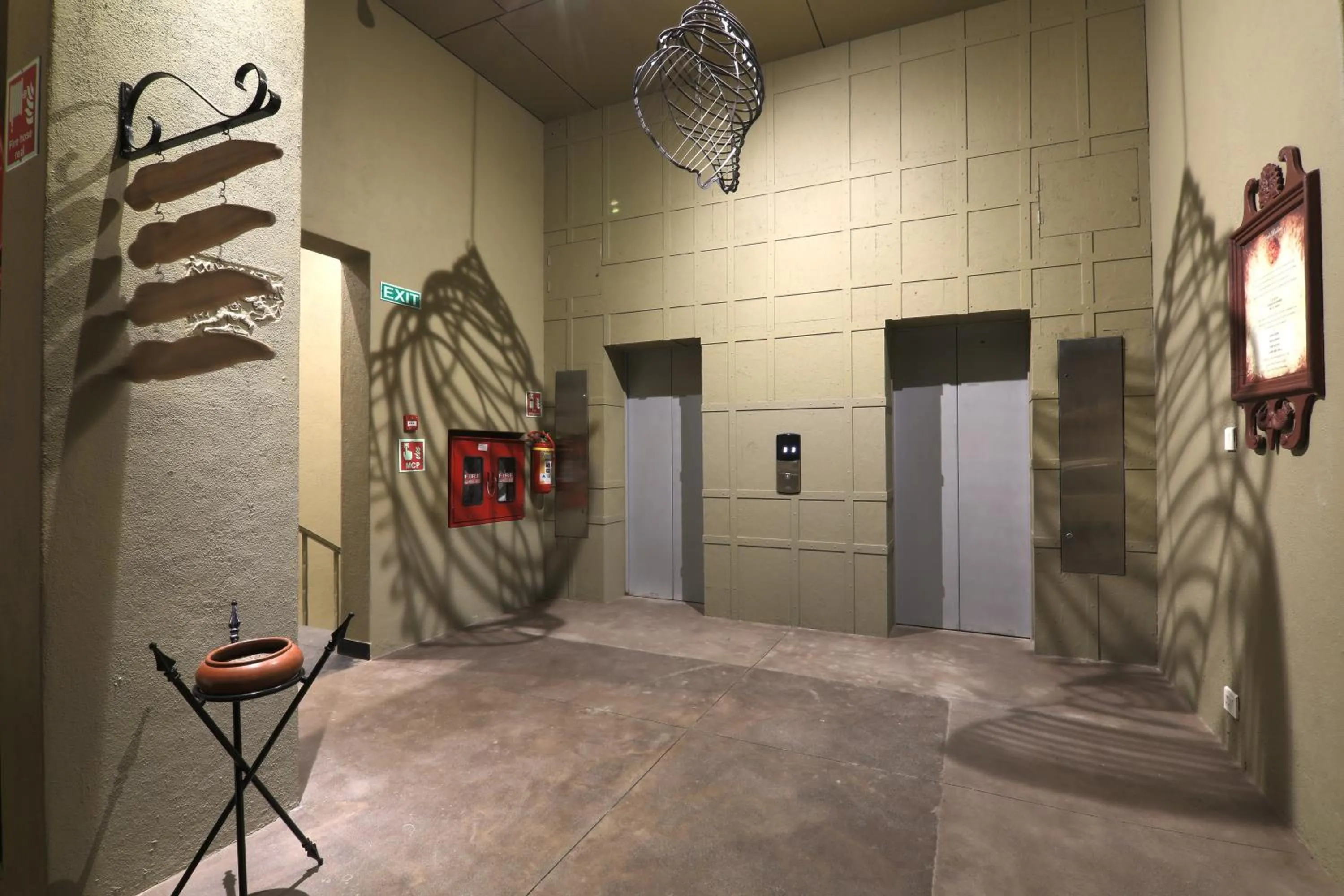 elevator in 3102bce - A Vedic Resort