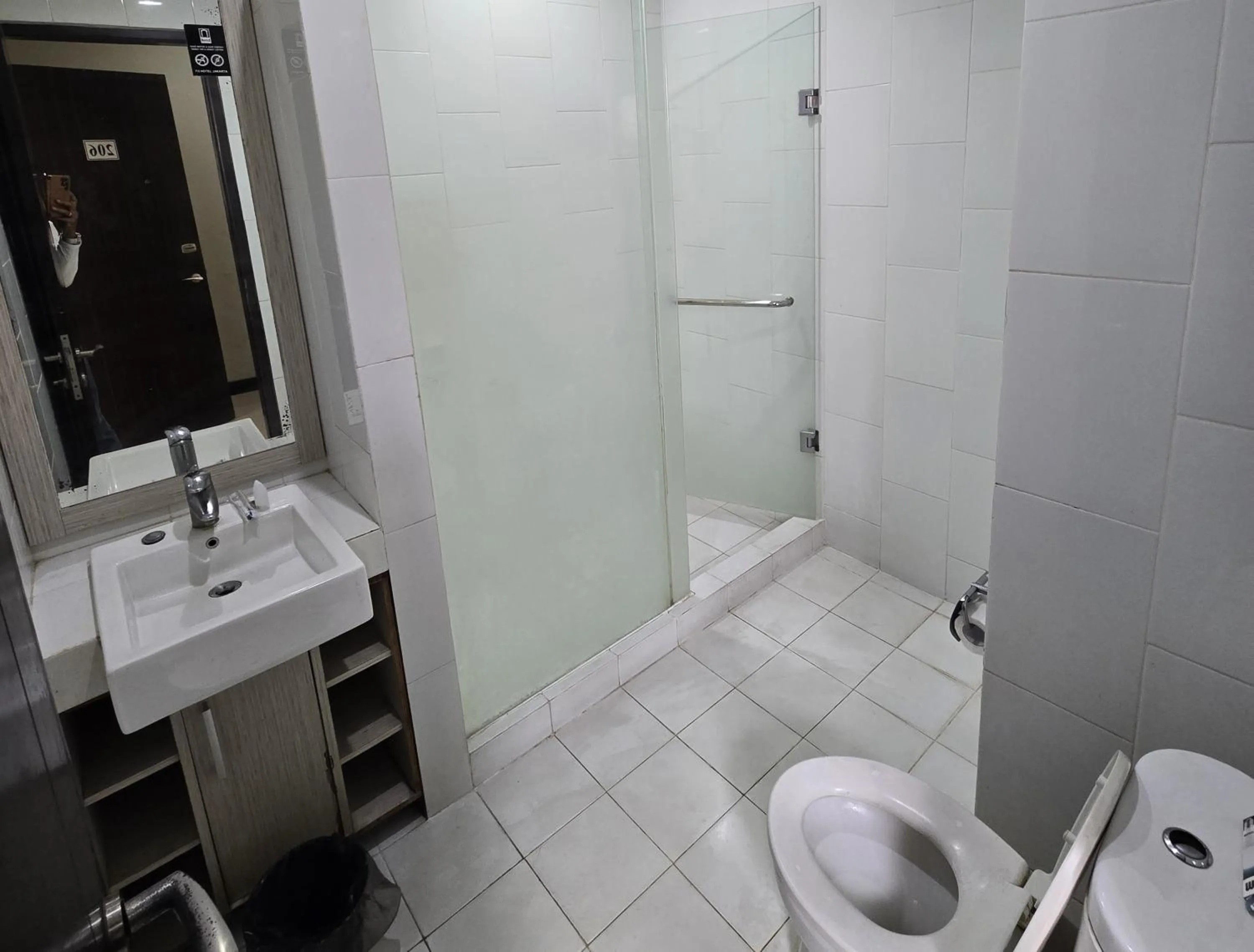 N3 Zainul Arifin Hotel