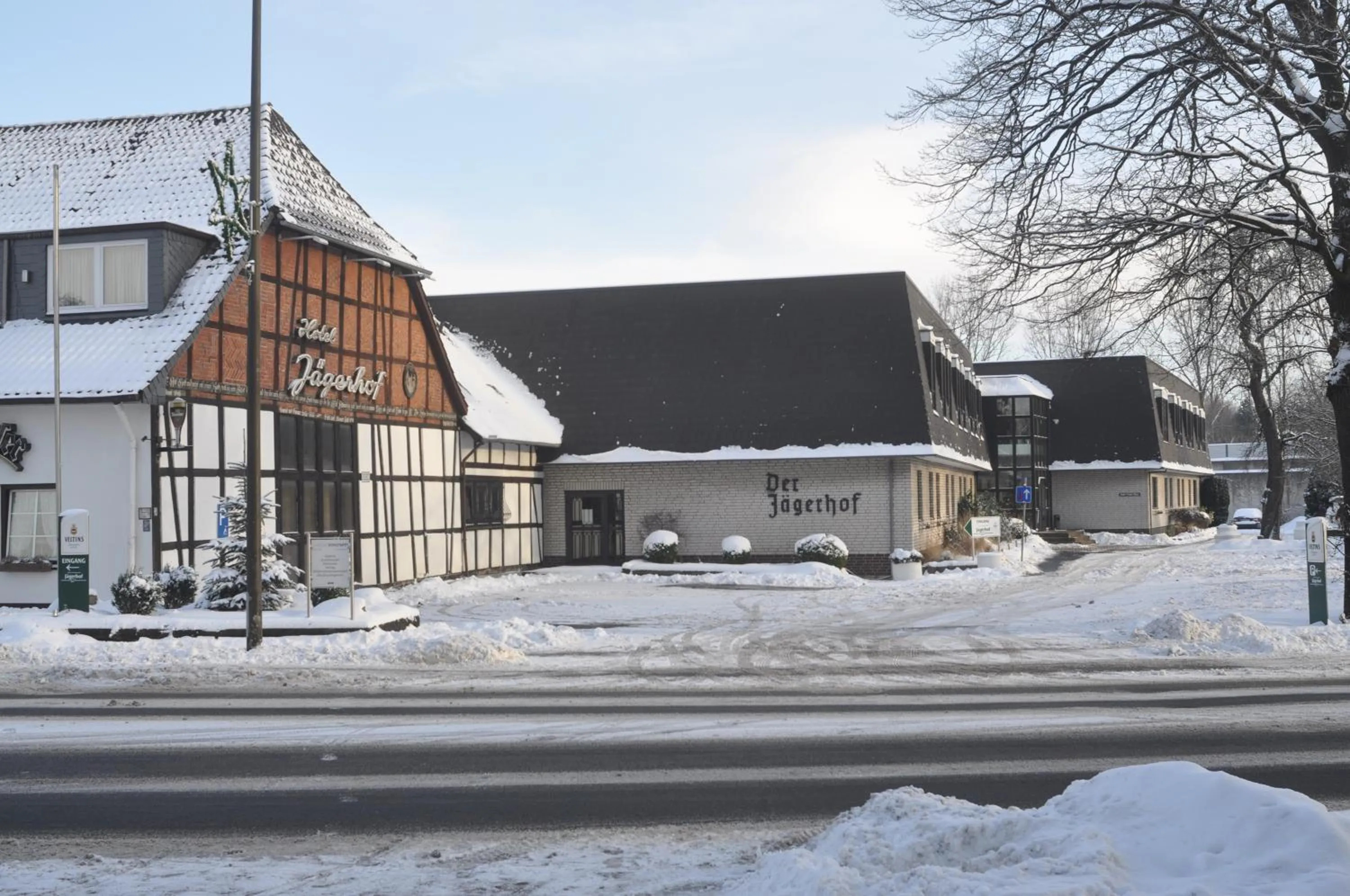 Facade/entrance in Jägerhof