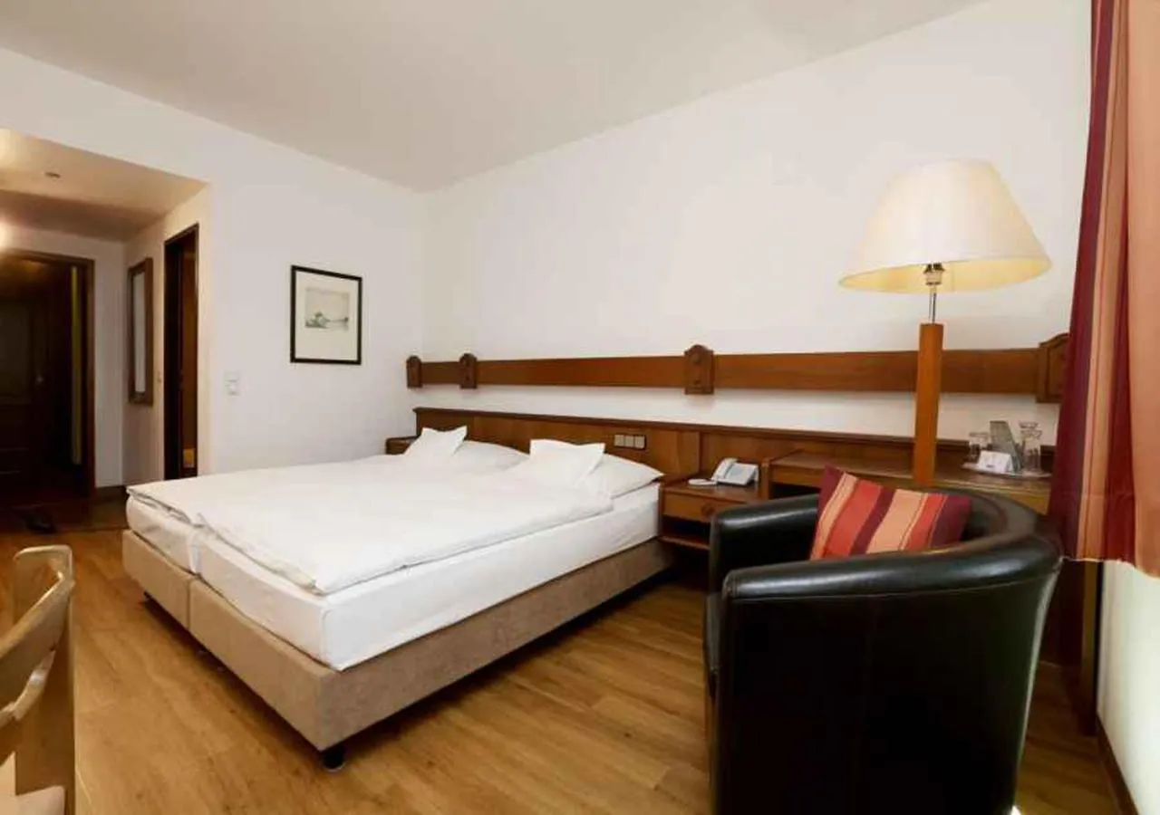 Photo of the whole room, Bed in Jägerhof