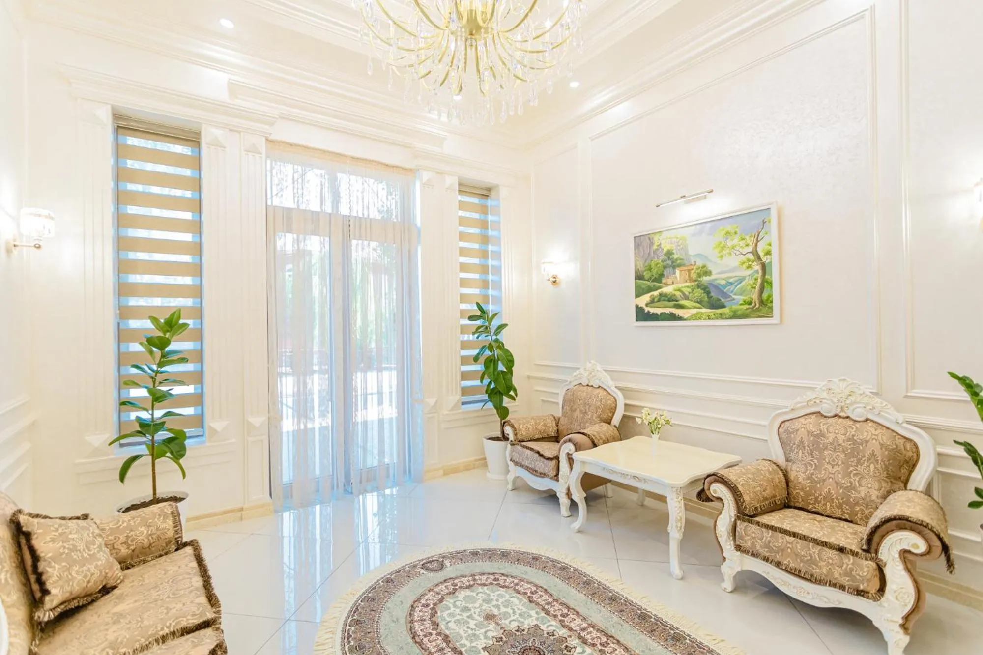 Communal lounge/ TV room in Royal Hotel Samarkand