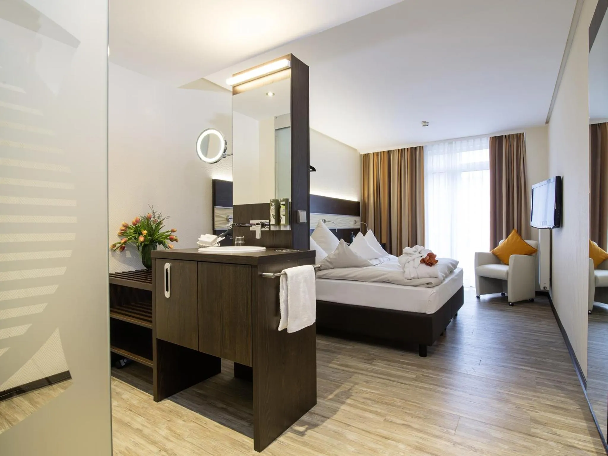 Day, Bed in Concorde Hotel am Leineschloss