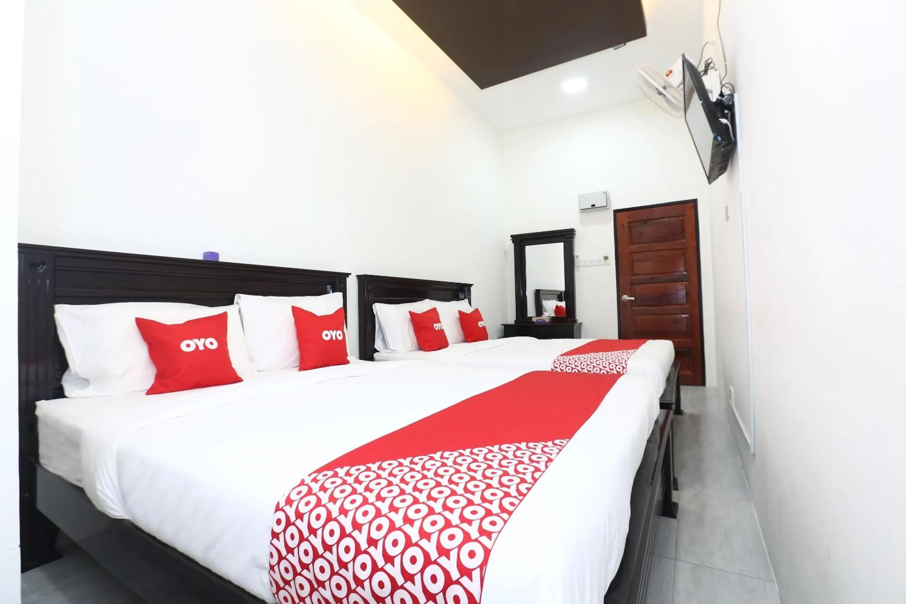 Bedroom, Bed in Hotel O Ady Hotel