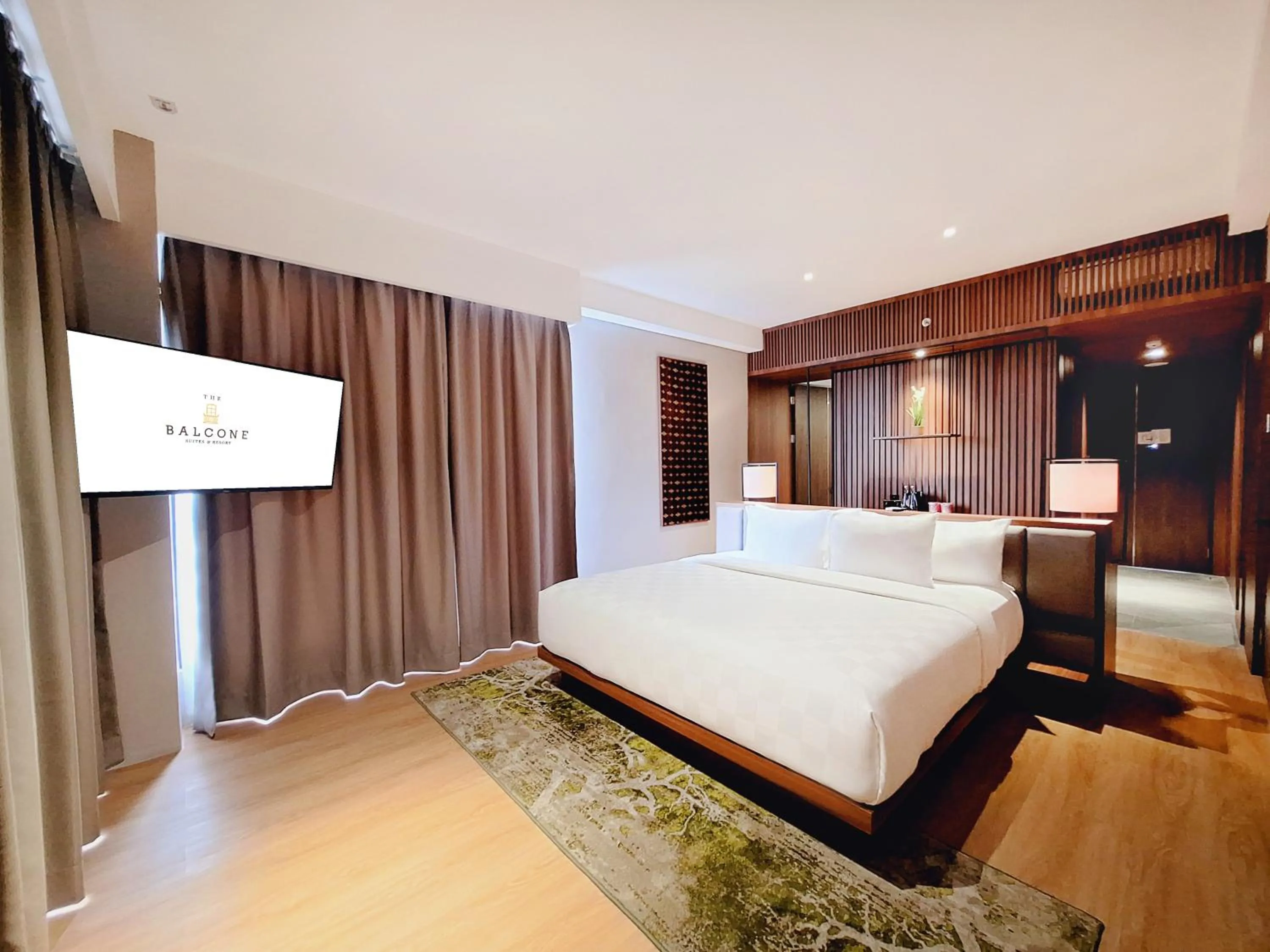 Bedroom, Bed in The Balcone Suites & Resort