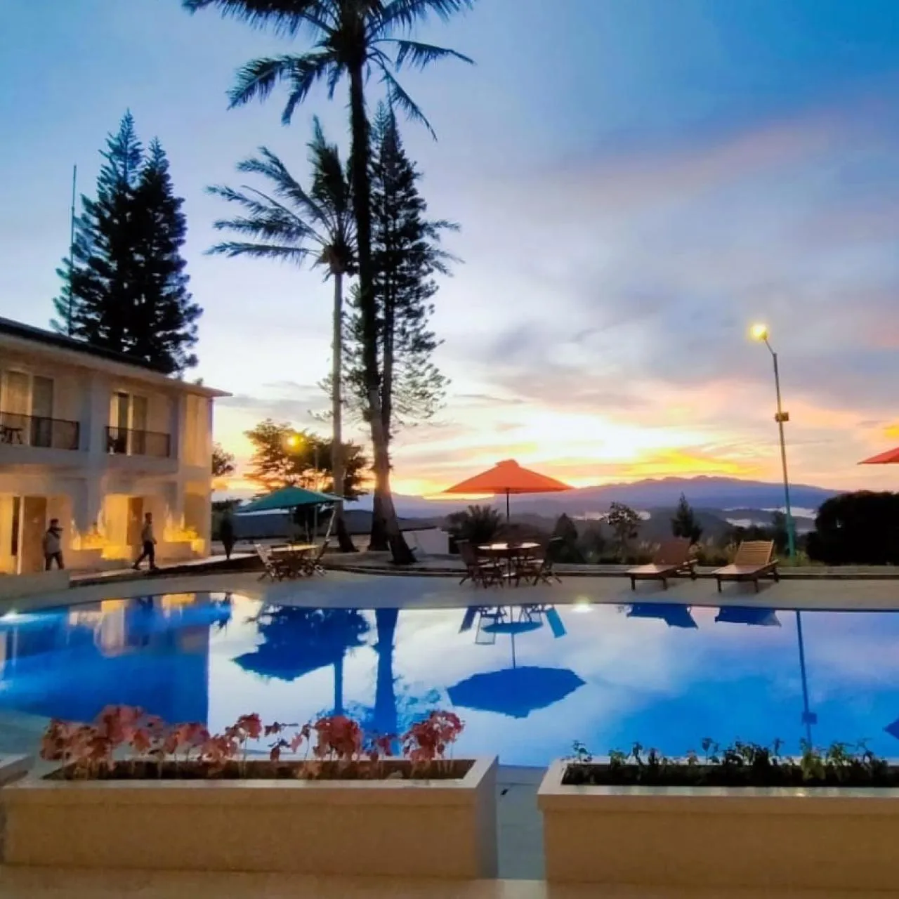 Swimming pool in The Balcone Suites & Resort