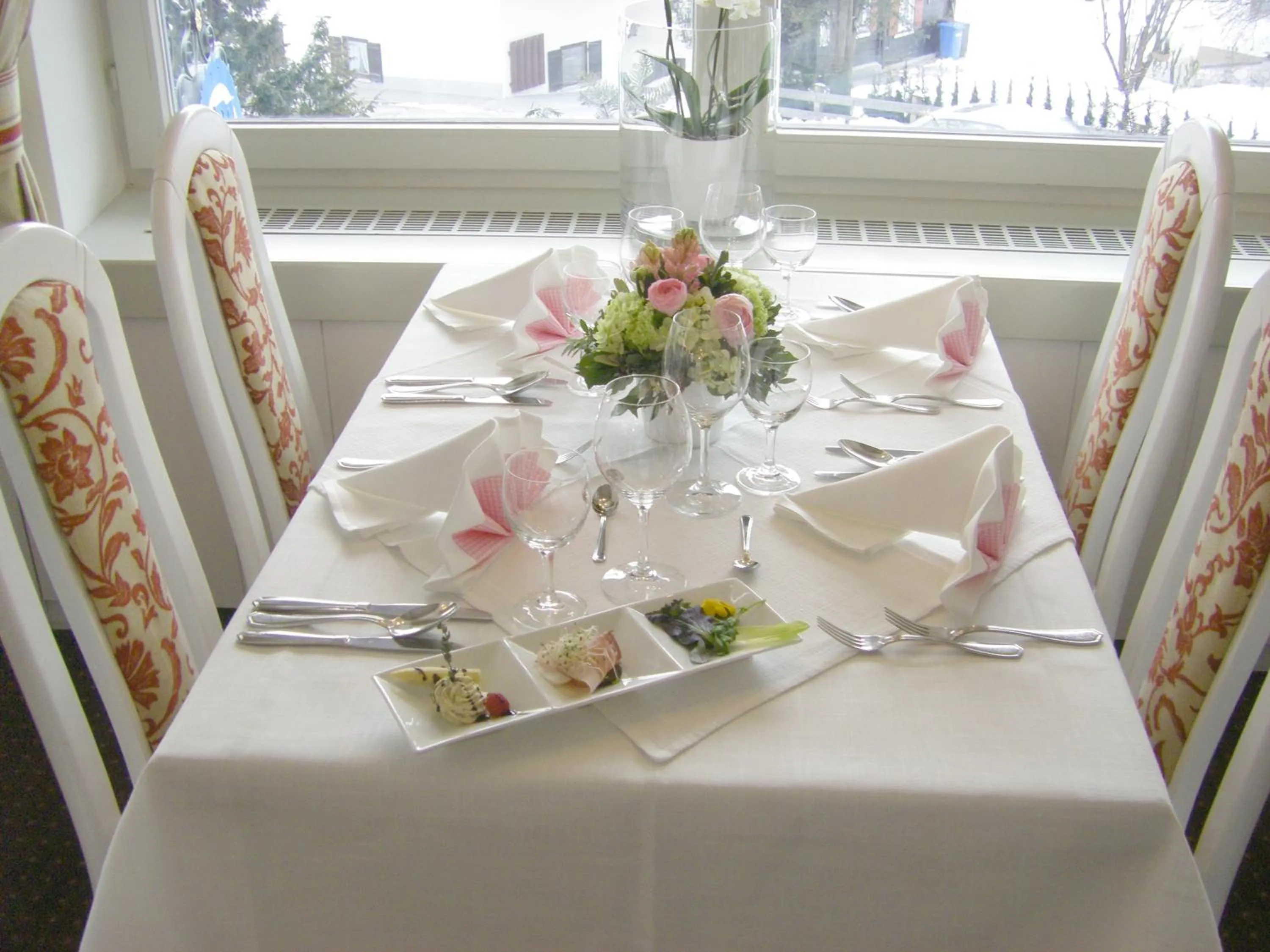 Restaurant/places to eat in Alpenhotel Kronprinz