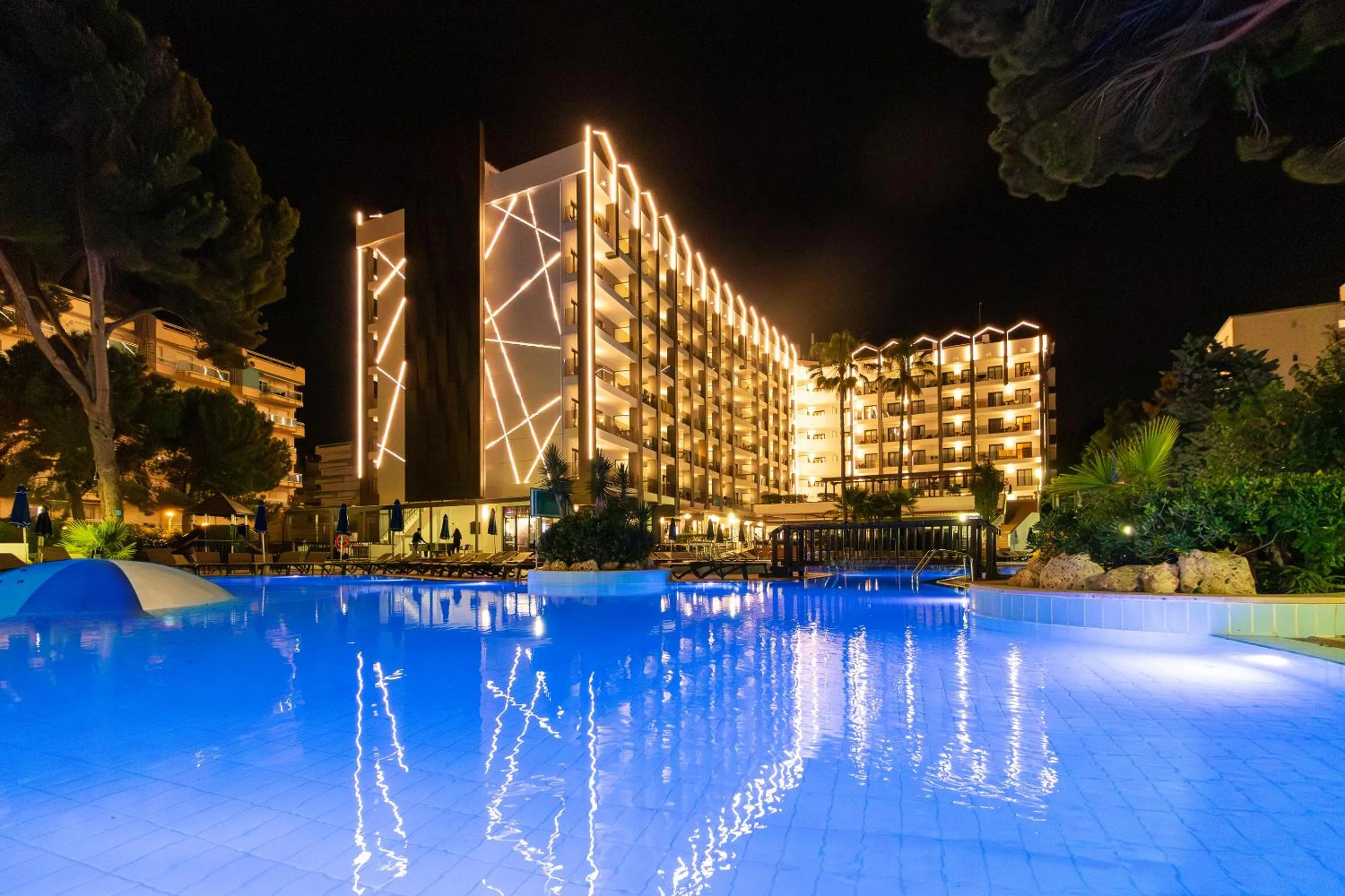 Property building in Golden Avenida Family Suites 4*