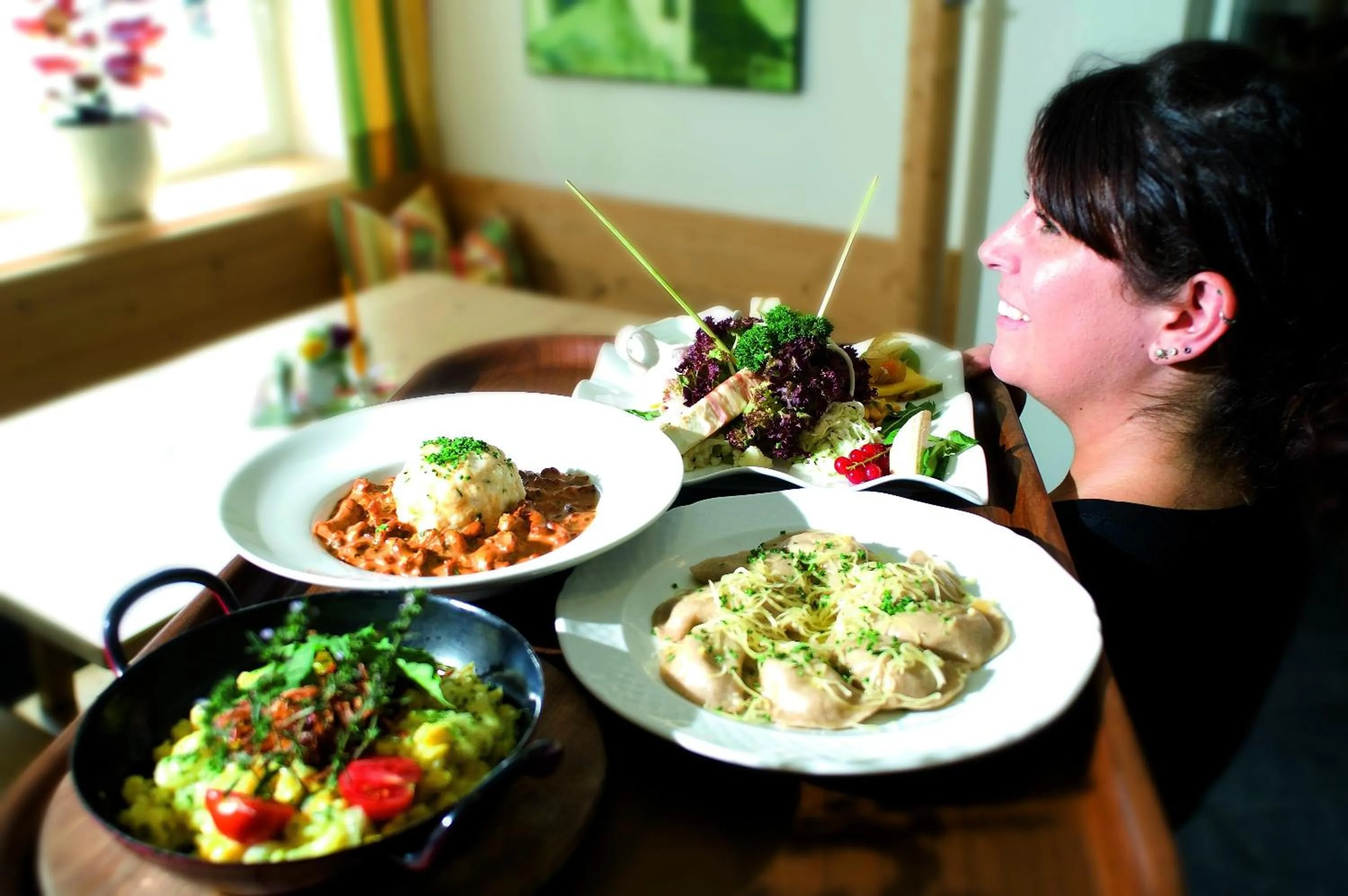 Restaurant/places to eat in Gasthof Goldener Fisch