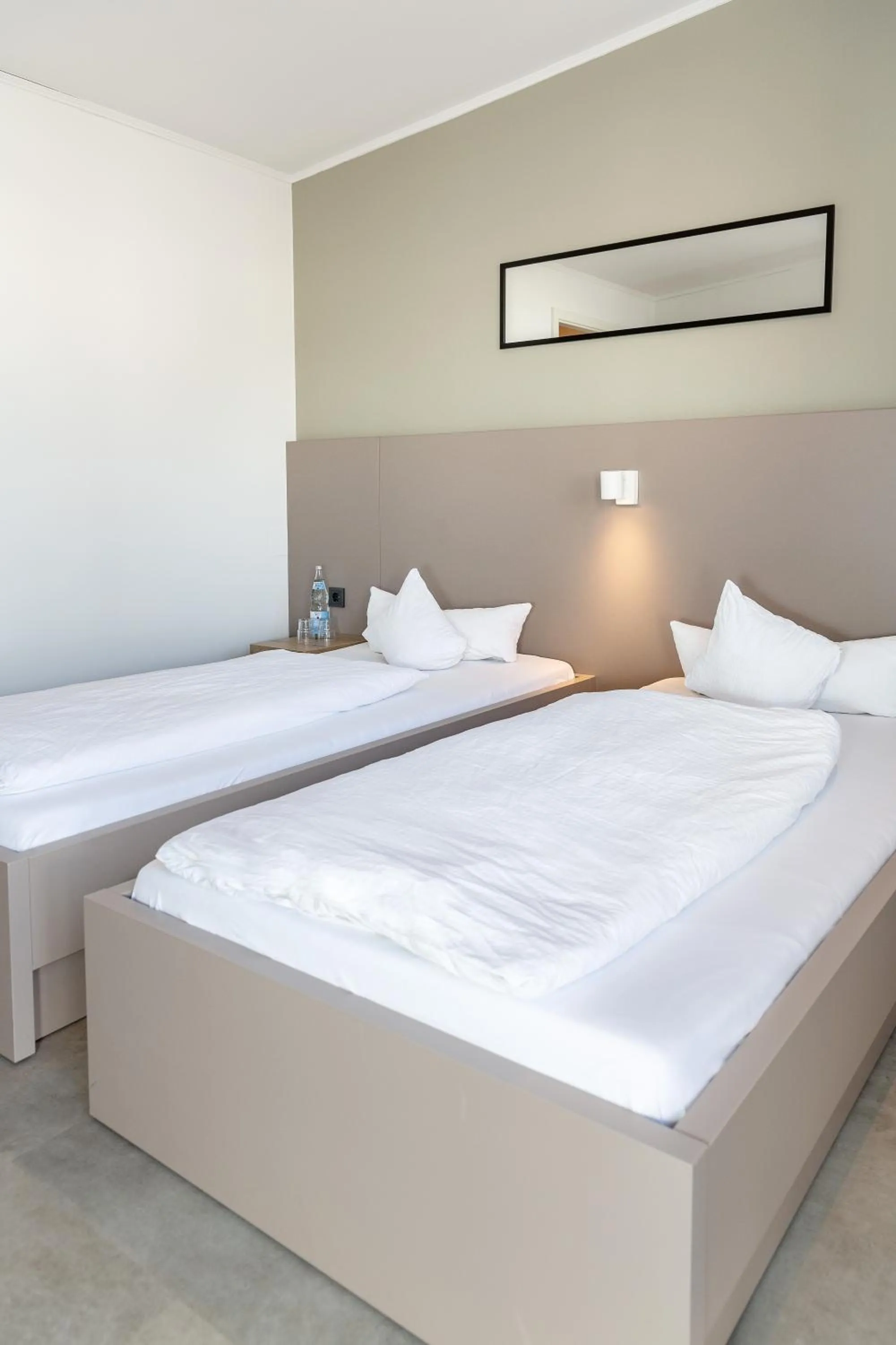 Bed in Hotel Lüneburg Süd